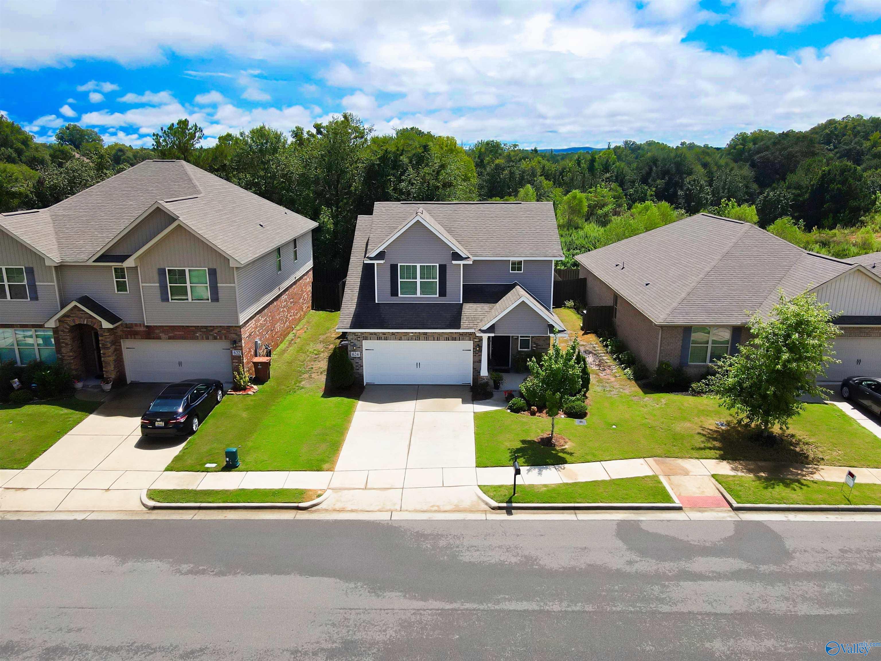 624 Magnolia Place Lane