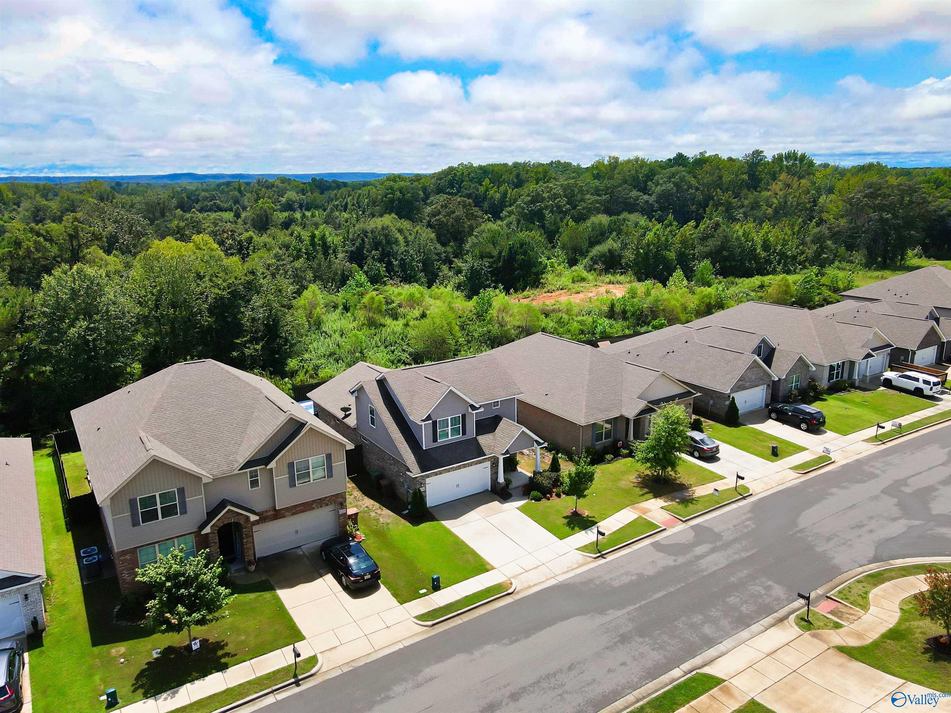 624 Magnolia Place Lane