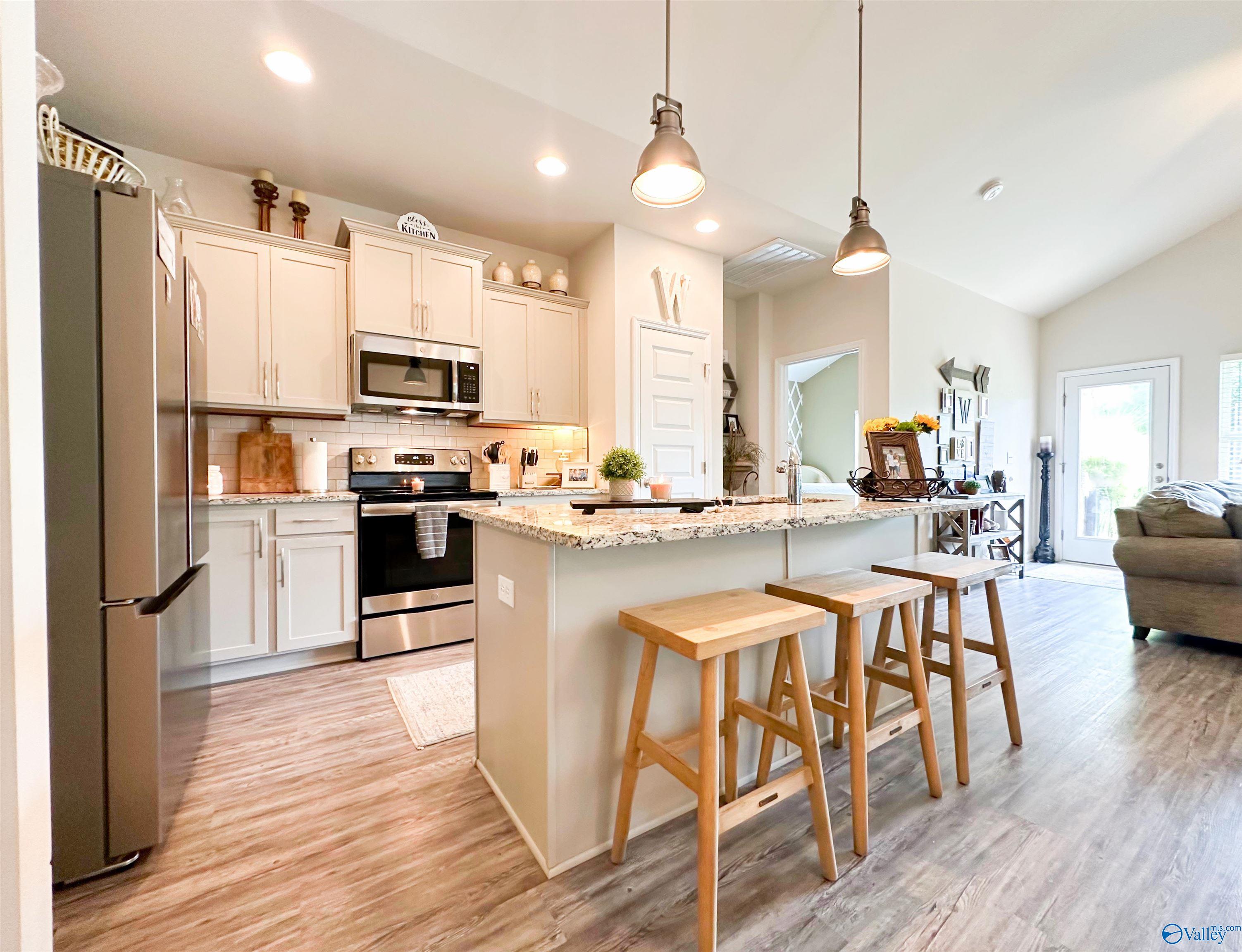 624 Magnolia Place Lane