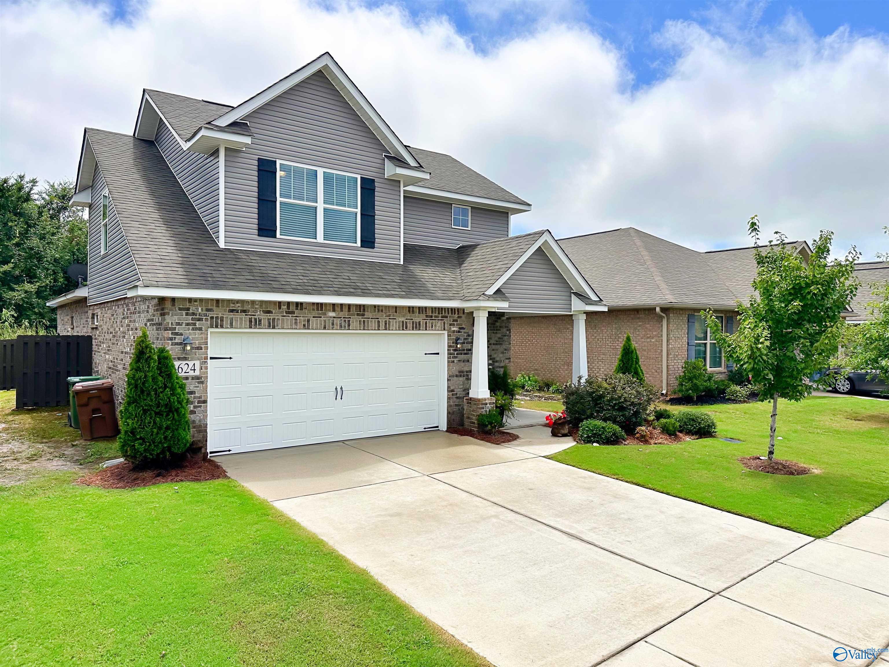 624 Magnolia Place Lane