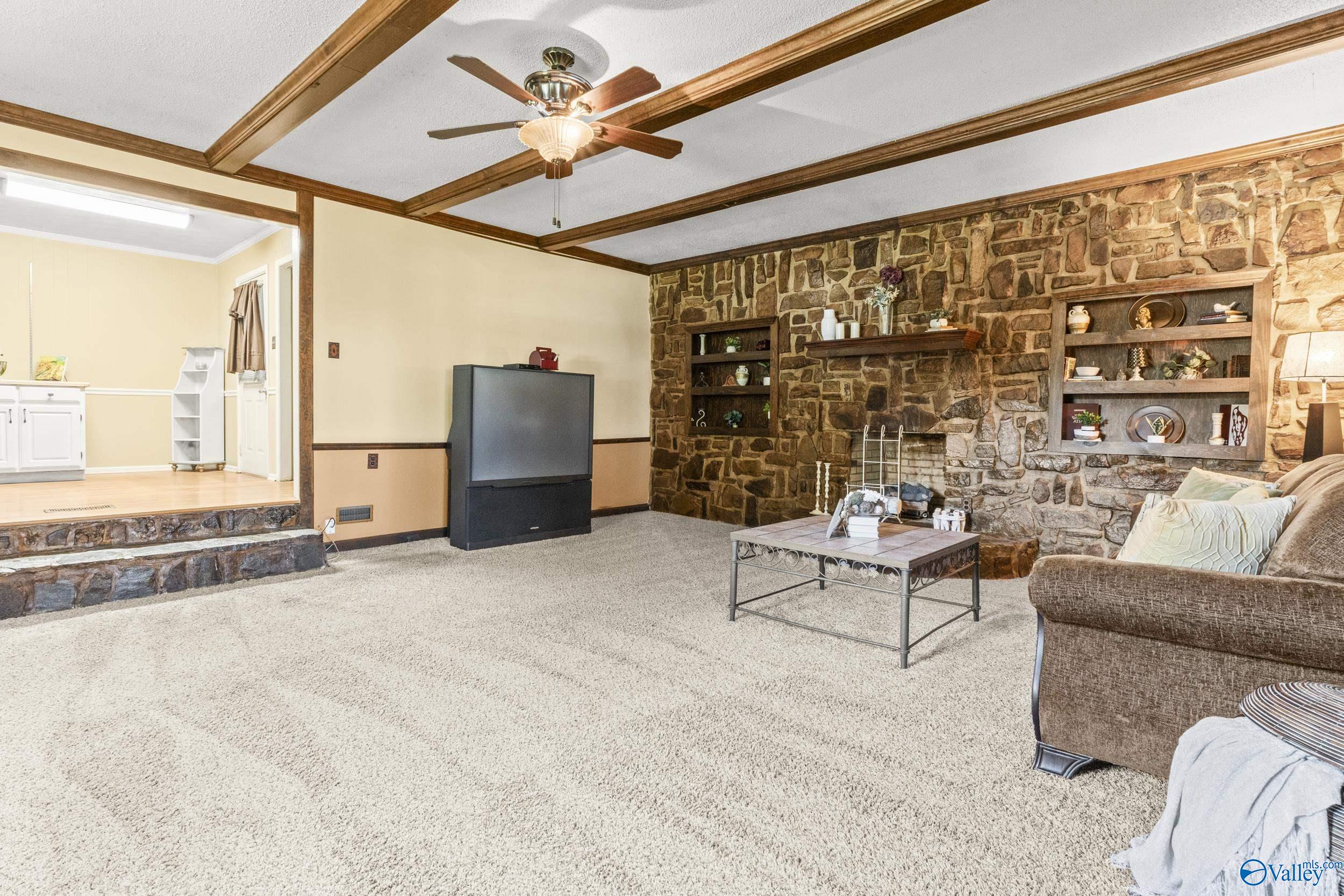 203 Morrow Street NE