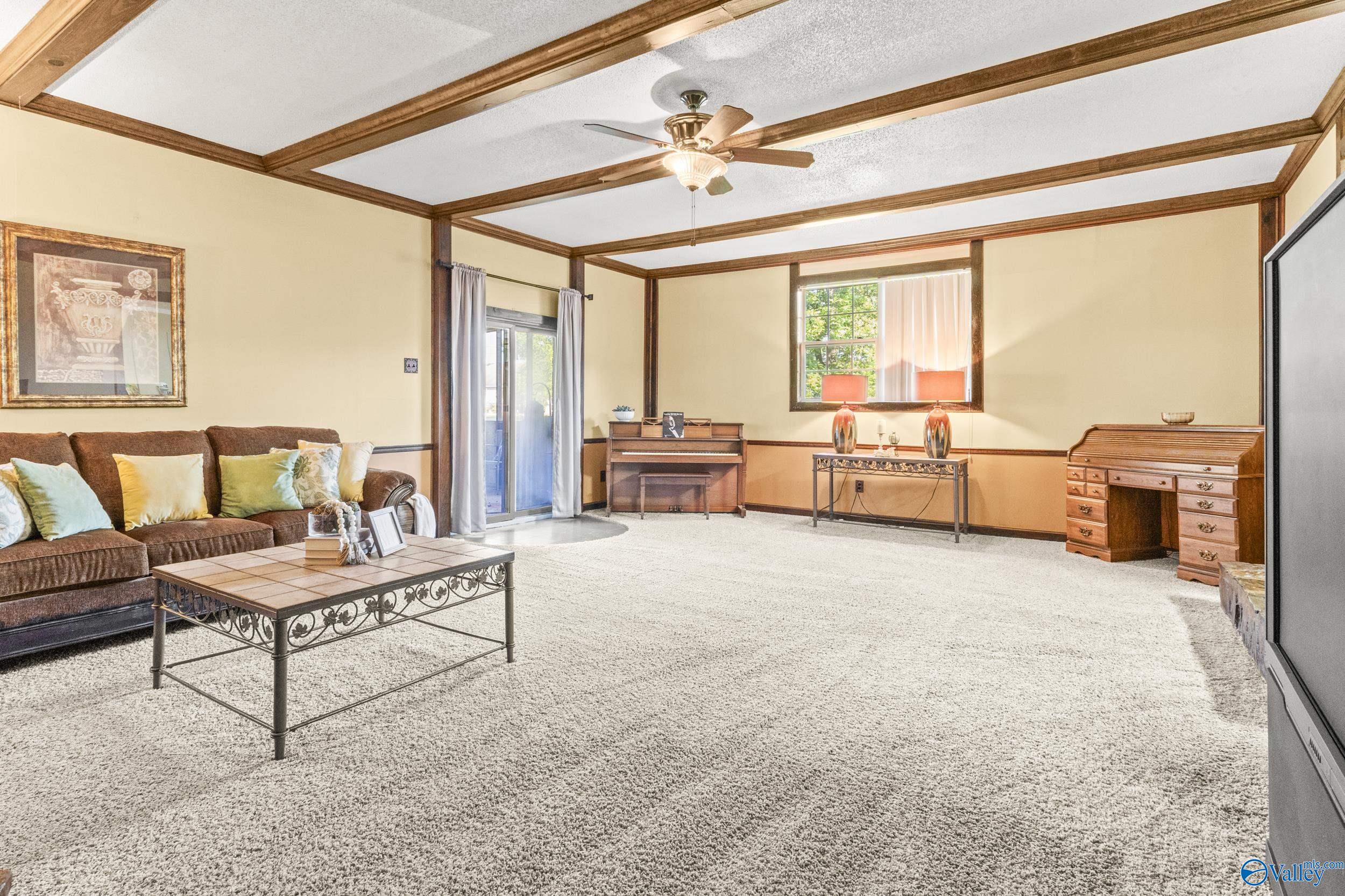 203 Morrow Street NE