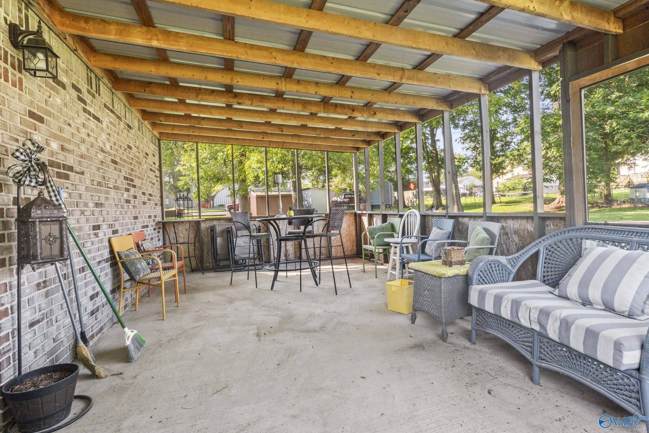 203 Morrow Street NE