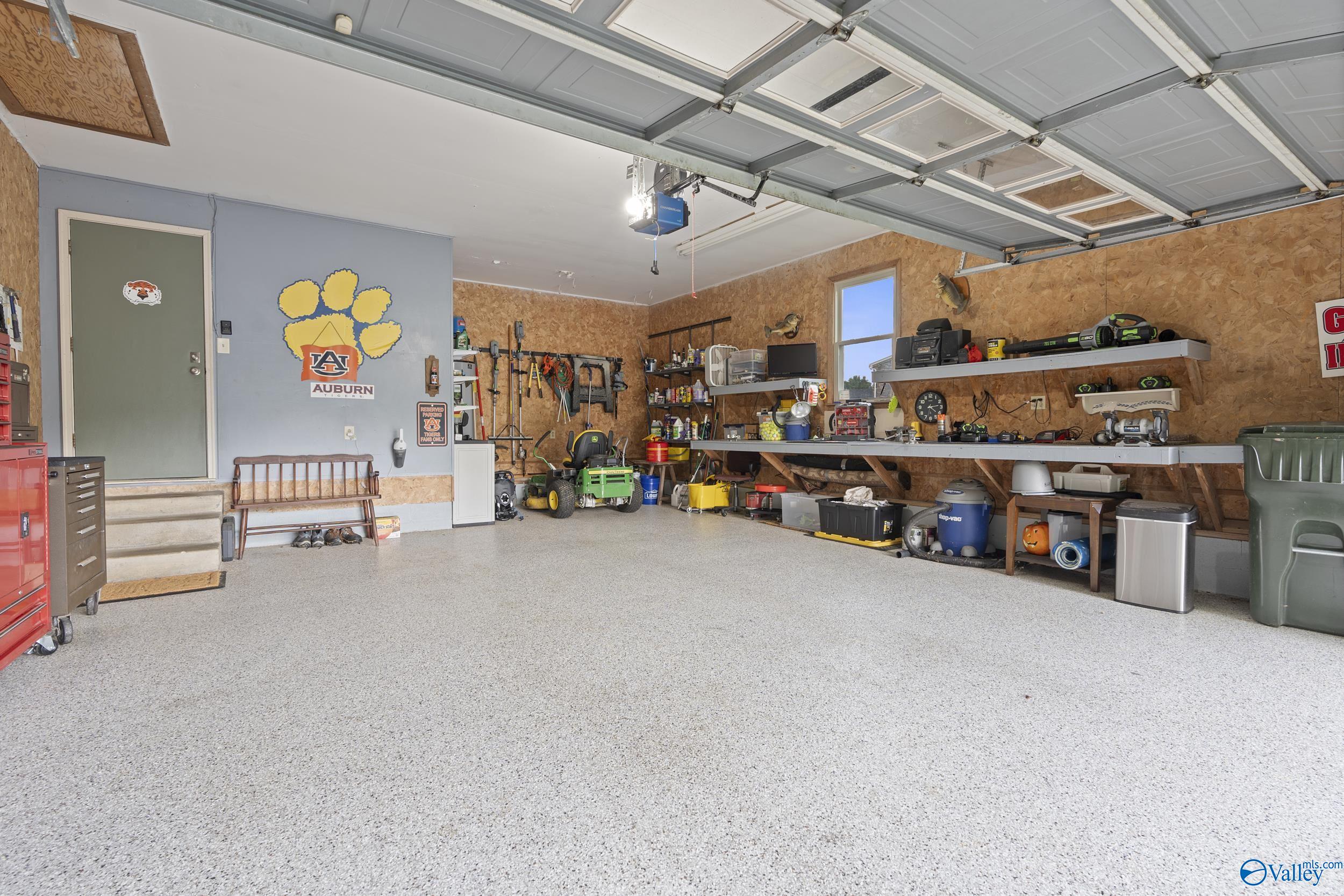 3787 Old Highway 431