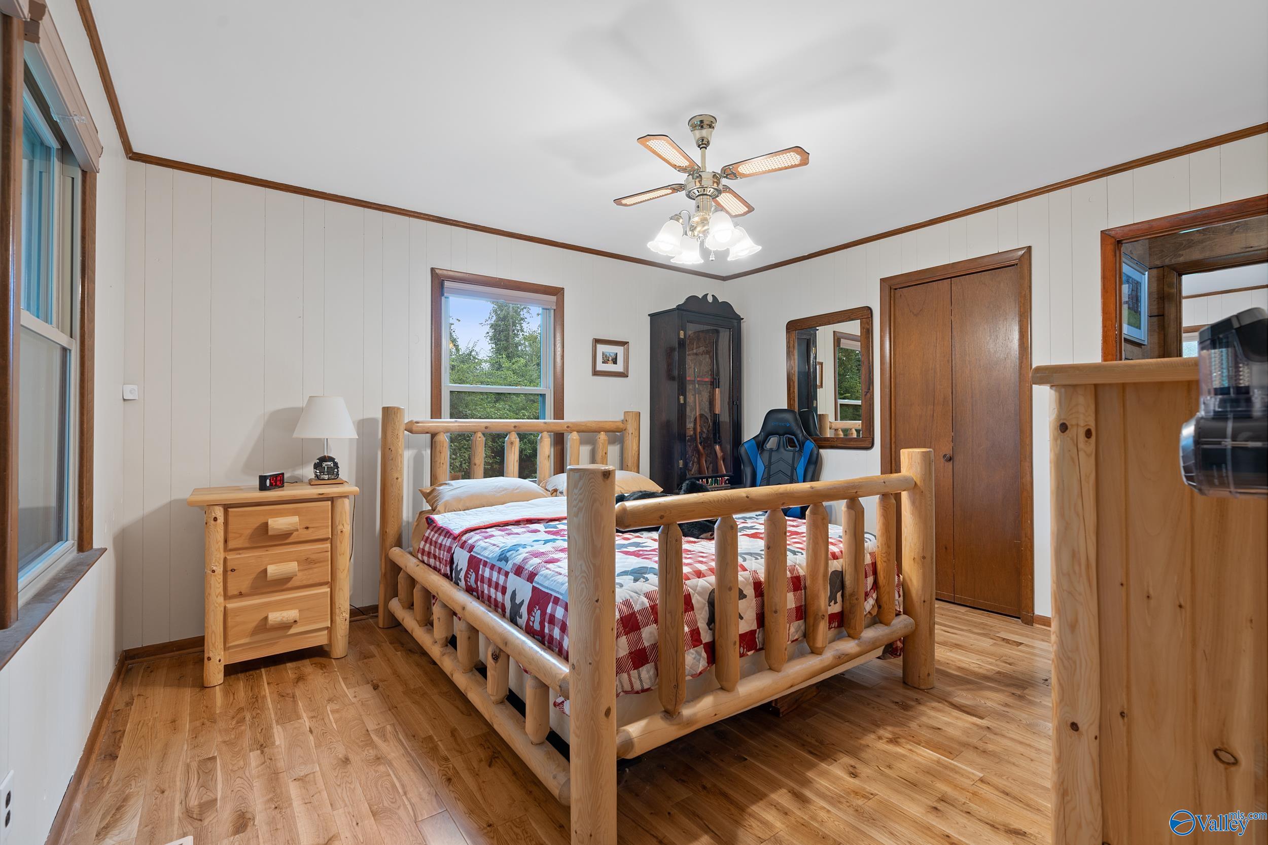 3787 Old Highway 431