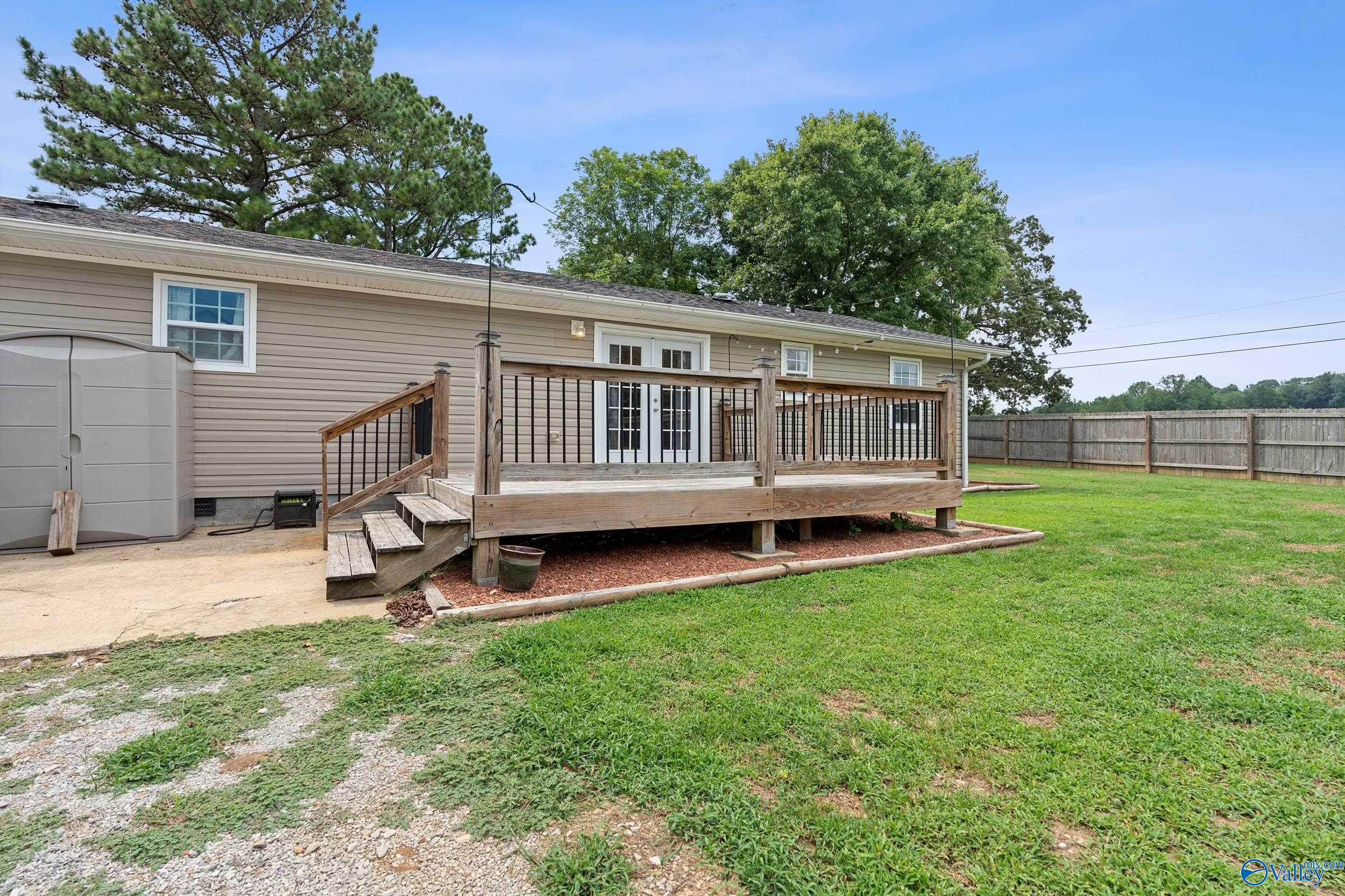 1495 Hurricane Road