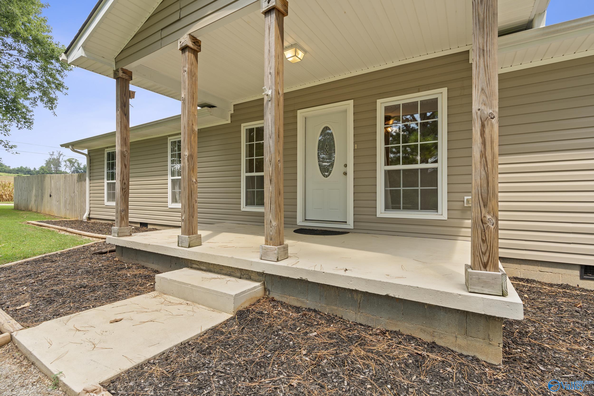 1495 Hurricane Road