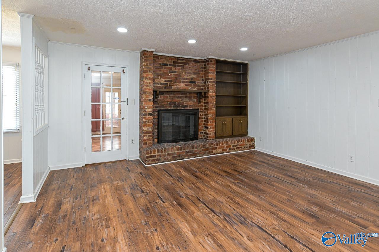 1208 Terrehaute Avenue