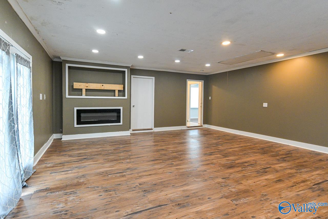 1208 Terrehaute Avenue