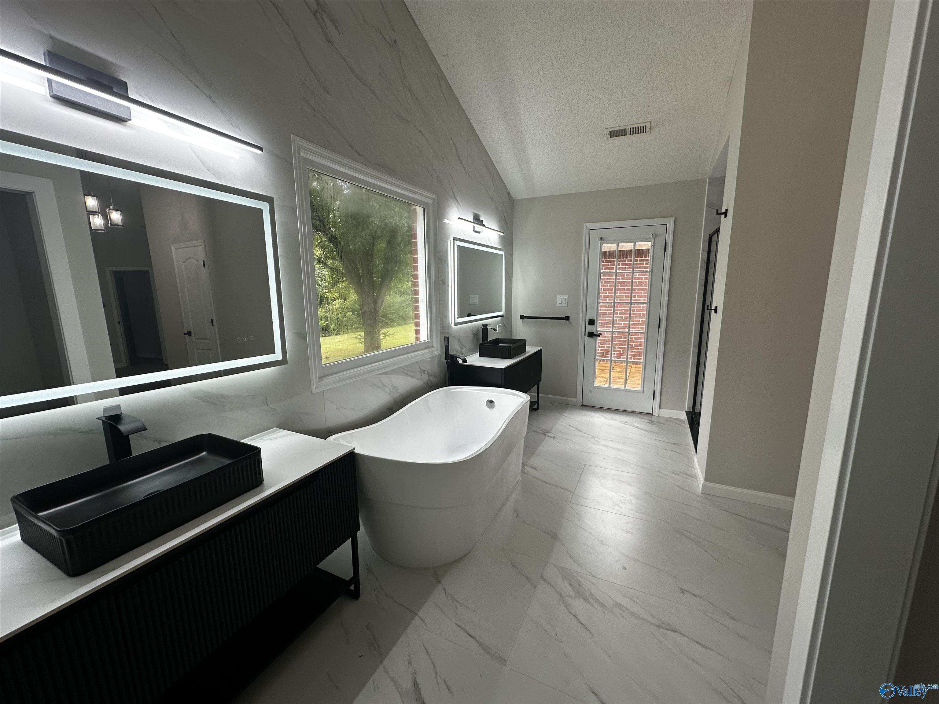 2339 Villaret Drive SW