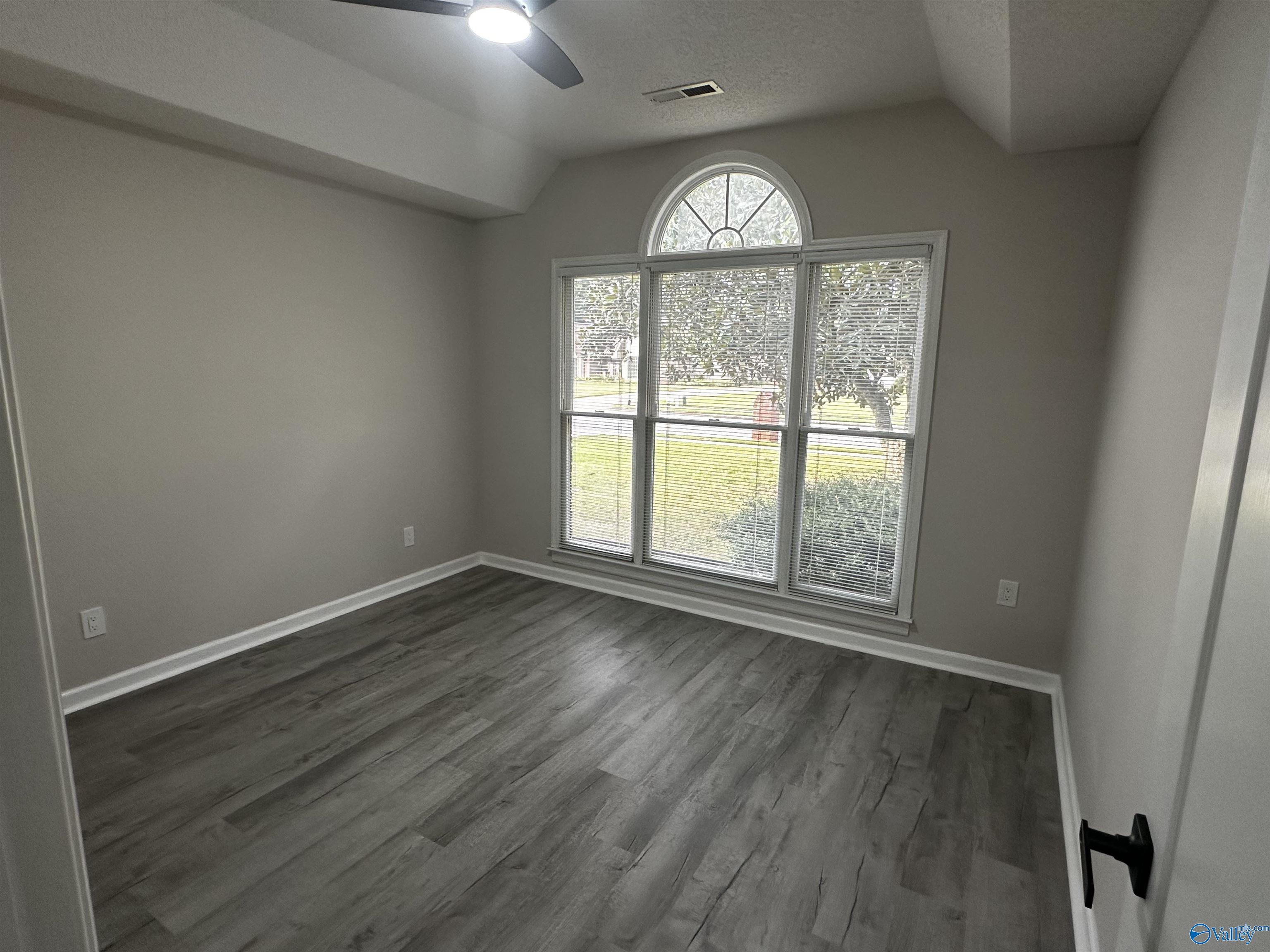 2339 Villaret Drive SW