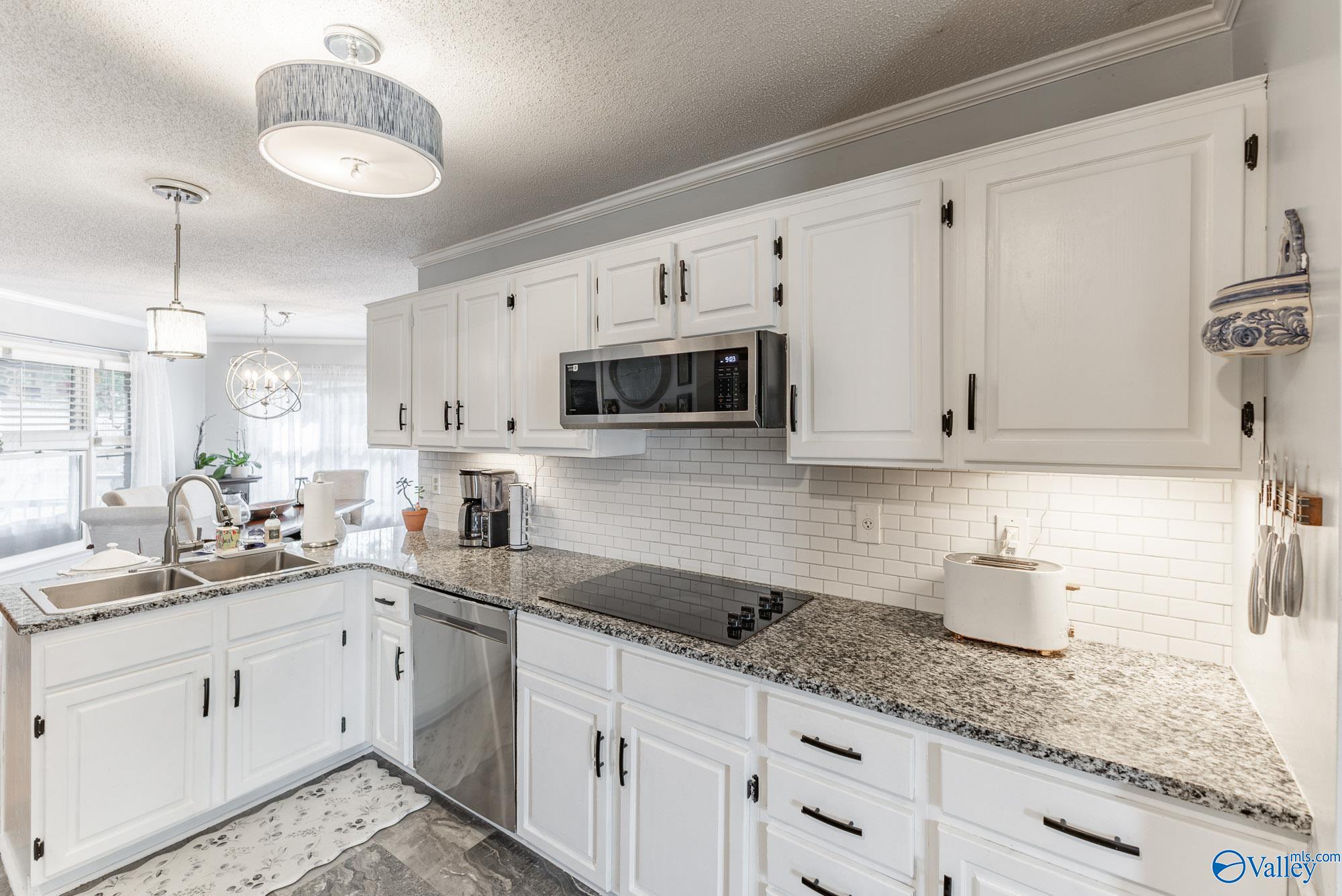 1307 Cedarwood Place SW