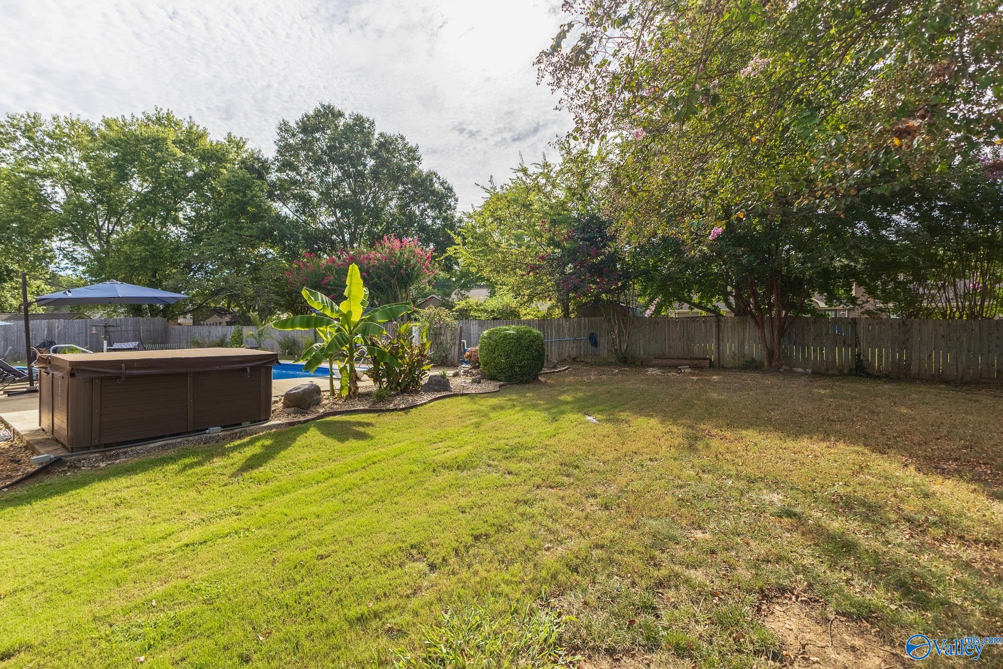 1307 Cedarwood Place SW