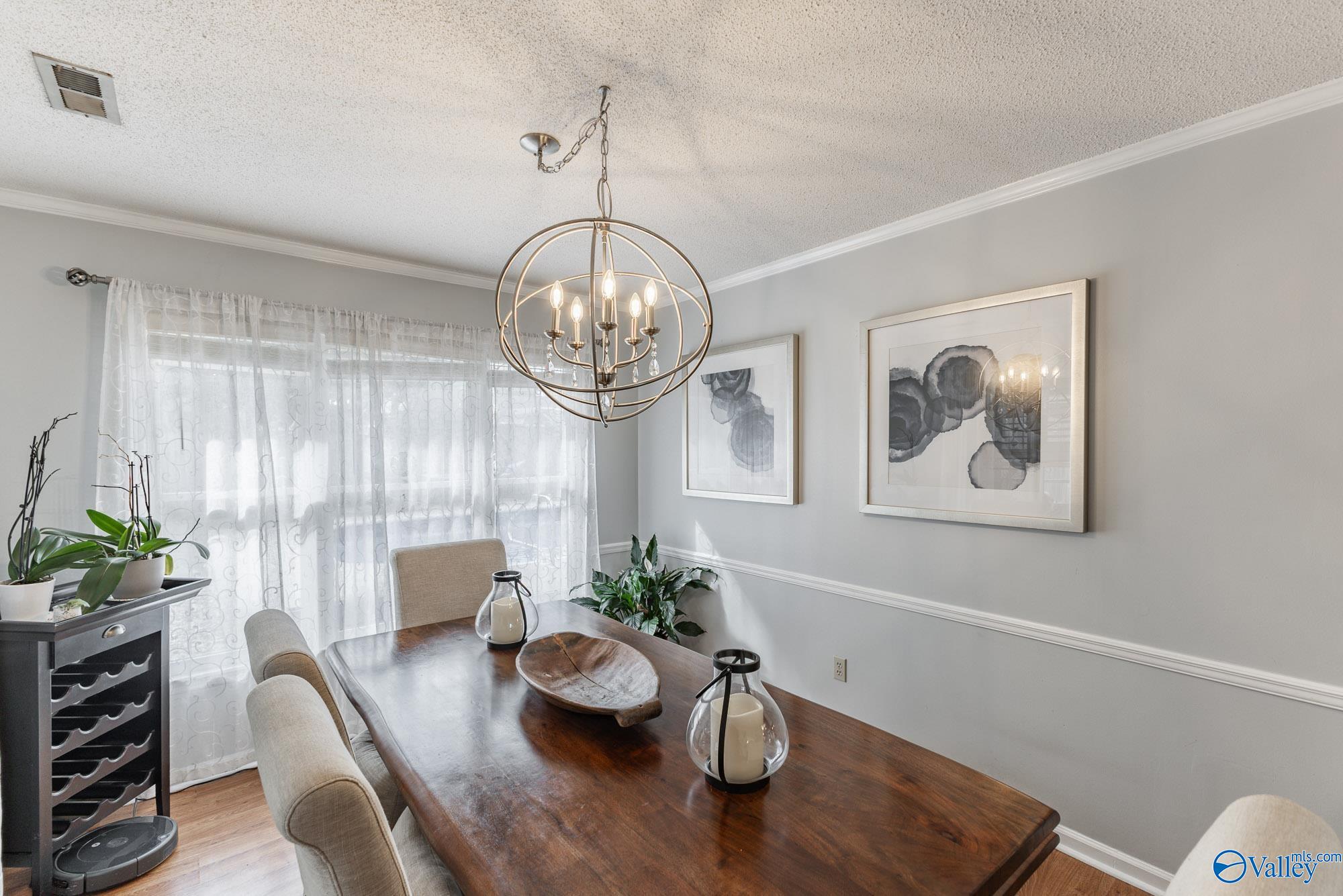 1307 Cedarwood Place SW