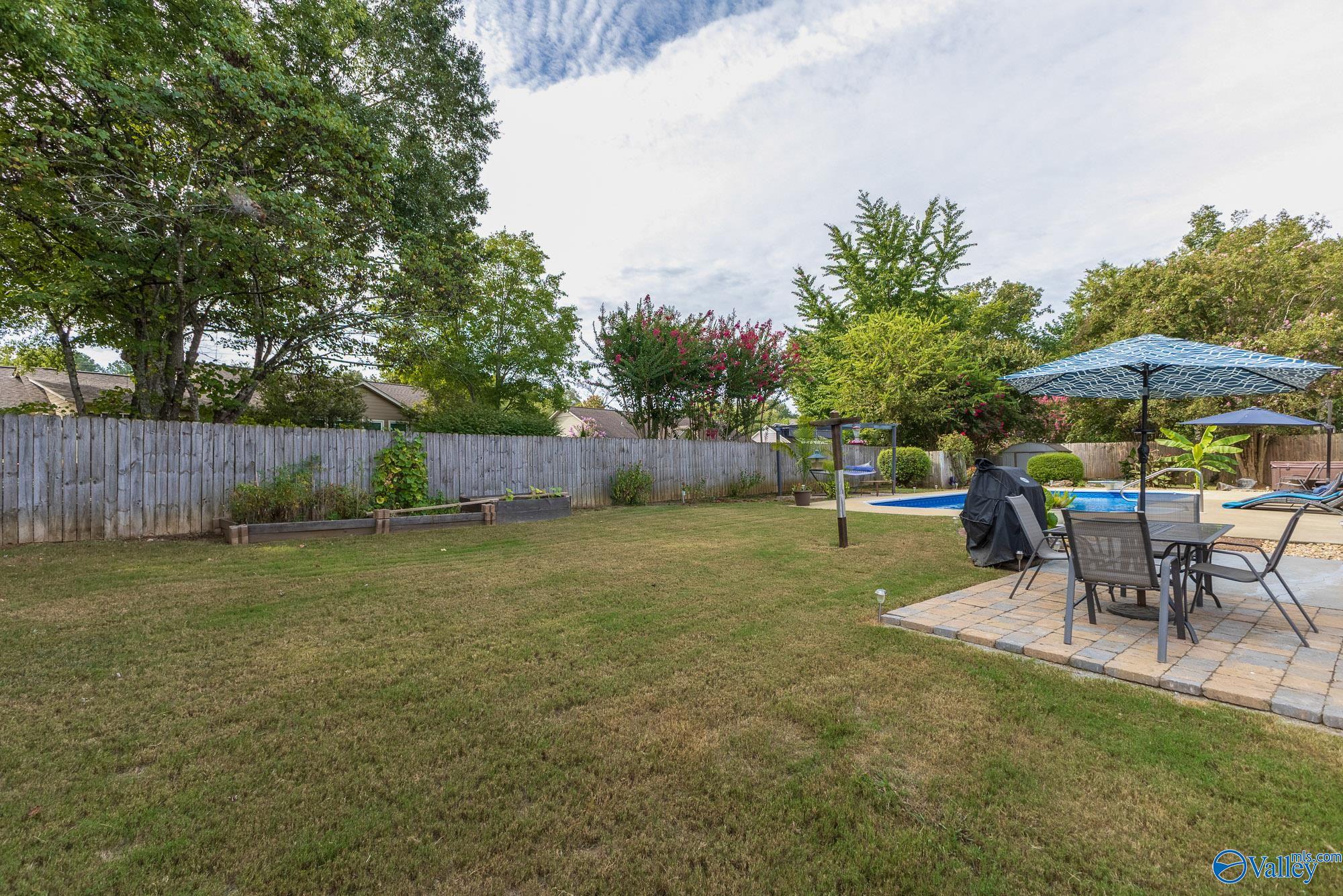 1307 Cedarwood Place SW
