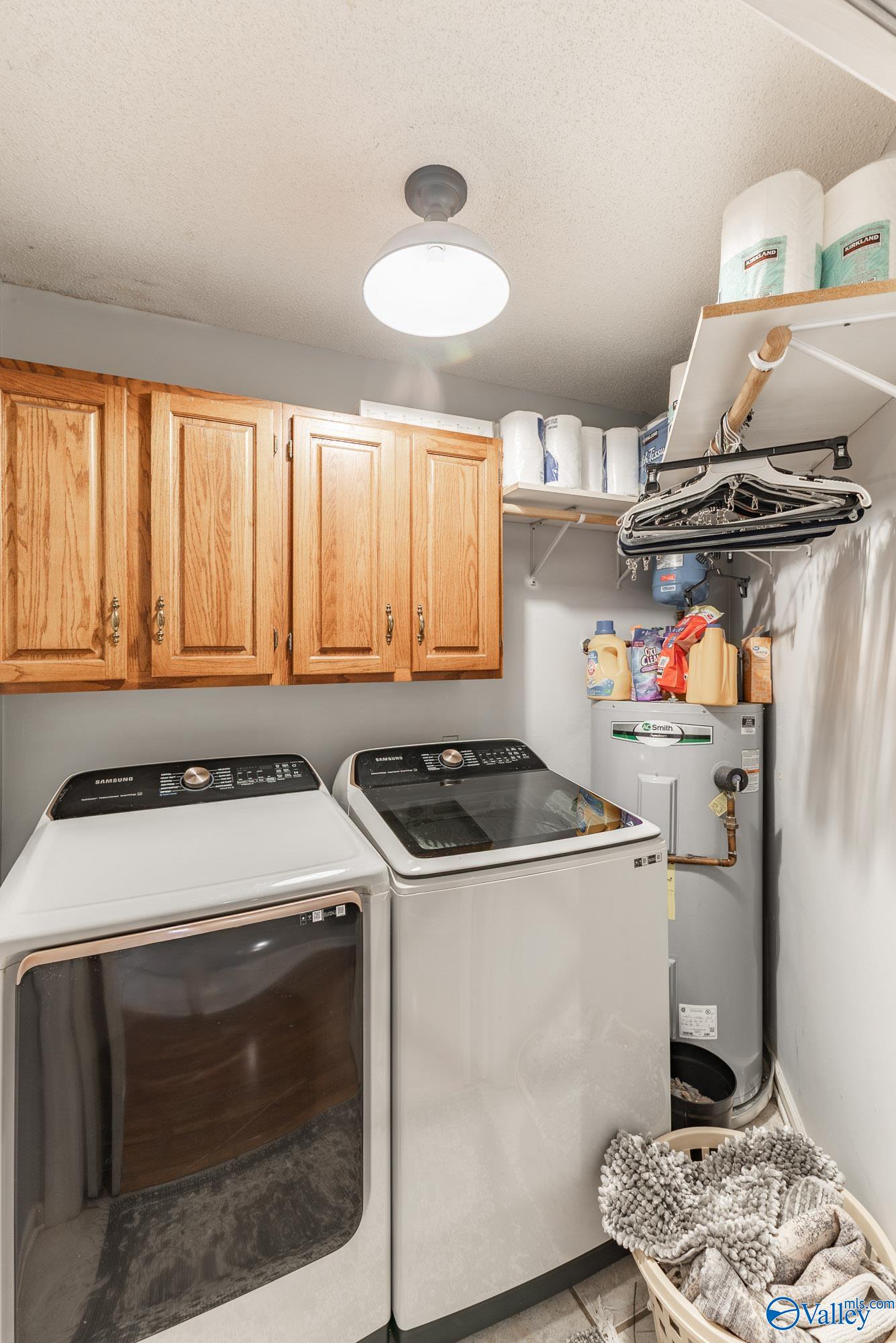 1307 Cedarwood Place SW