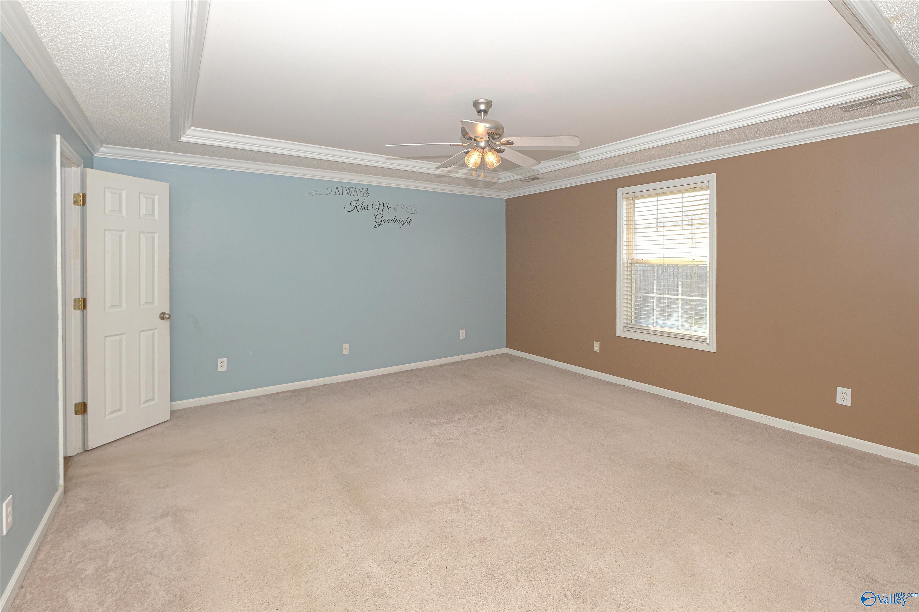 3913 Steve Perkins Drive SW