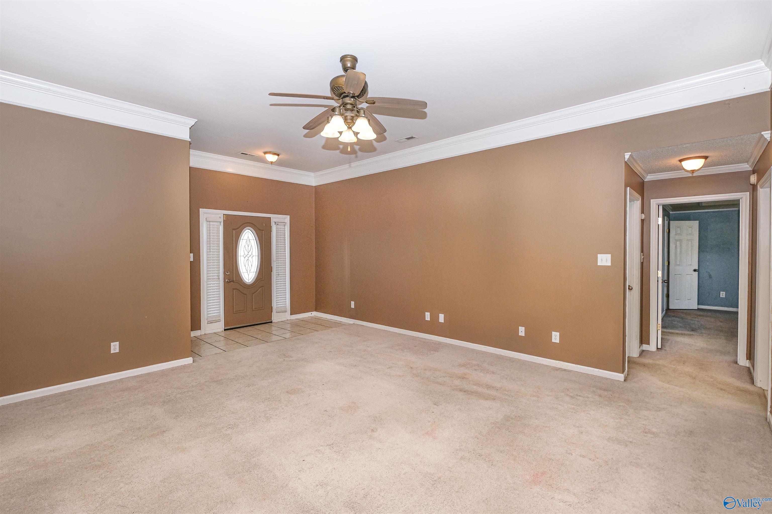 3913 Steve Perkins Drive SW