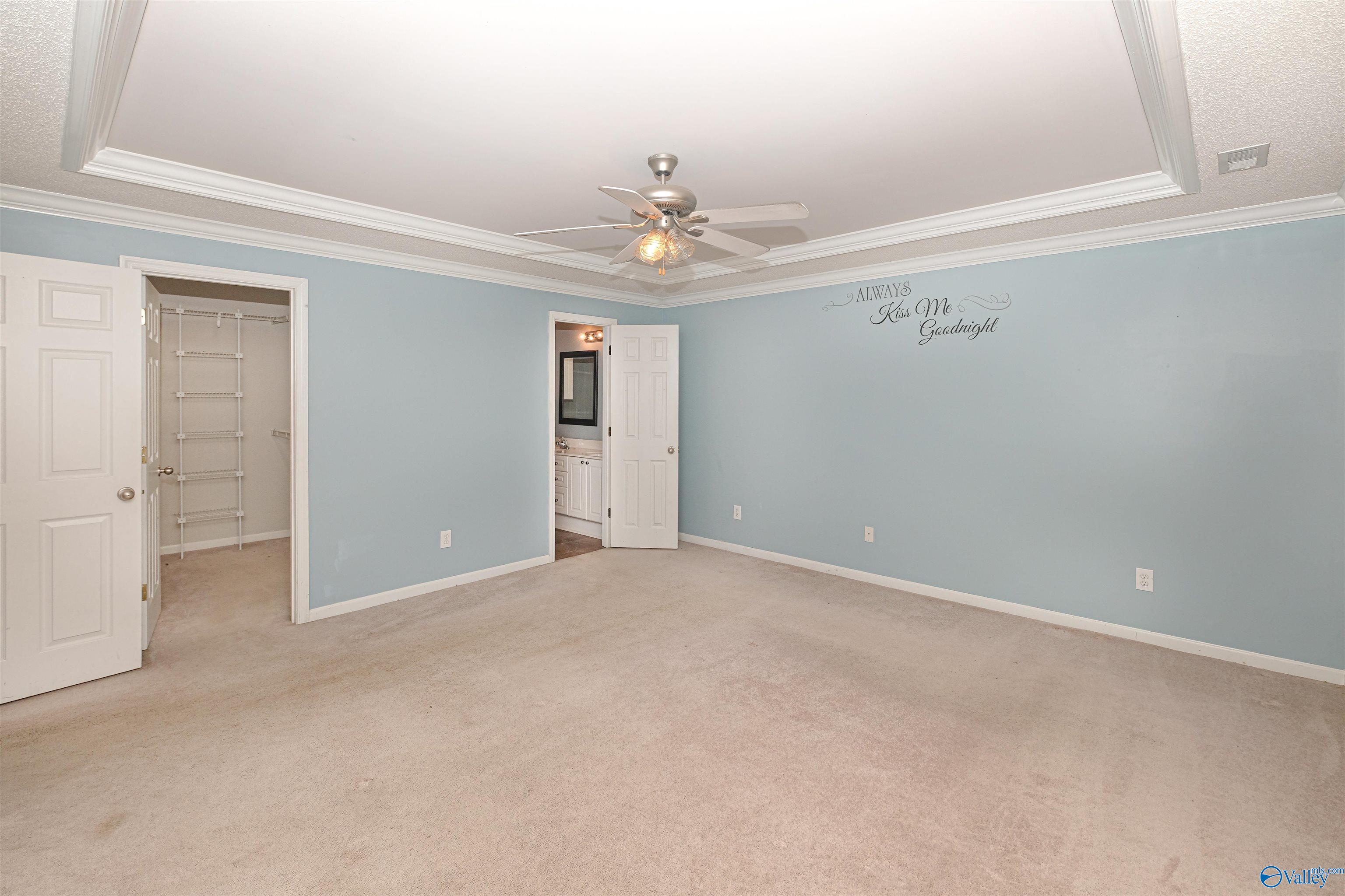 3913 Steve Perkins Drive SW