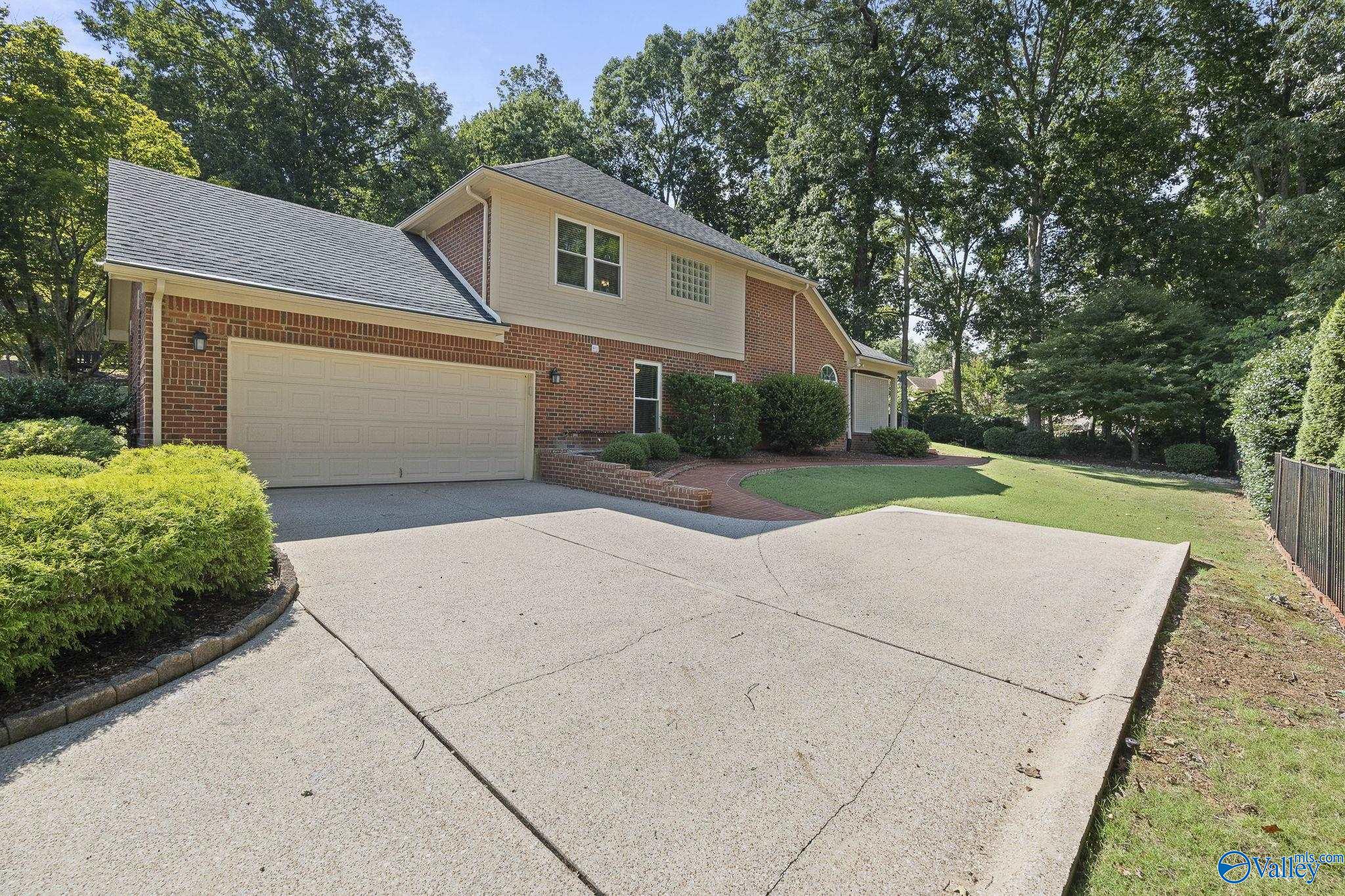 103 Emerald Lane