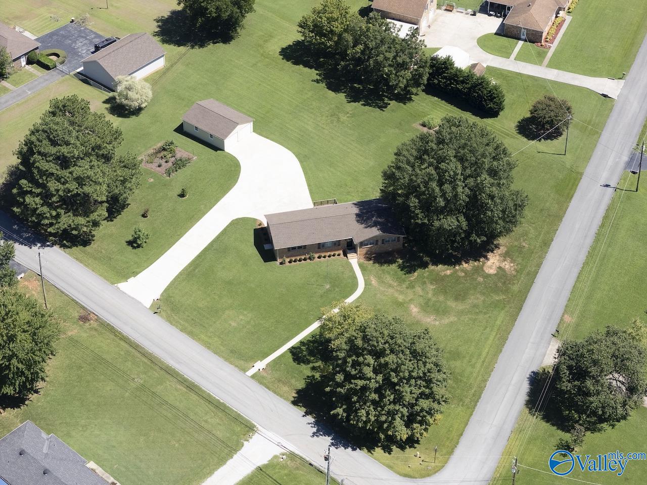 6200 Trailwood Drive