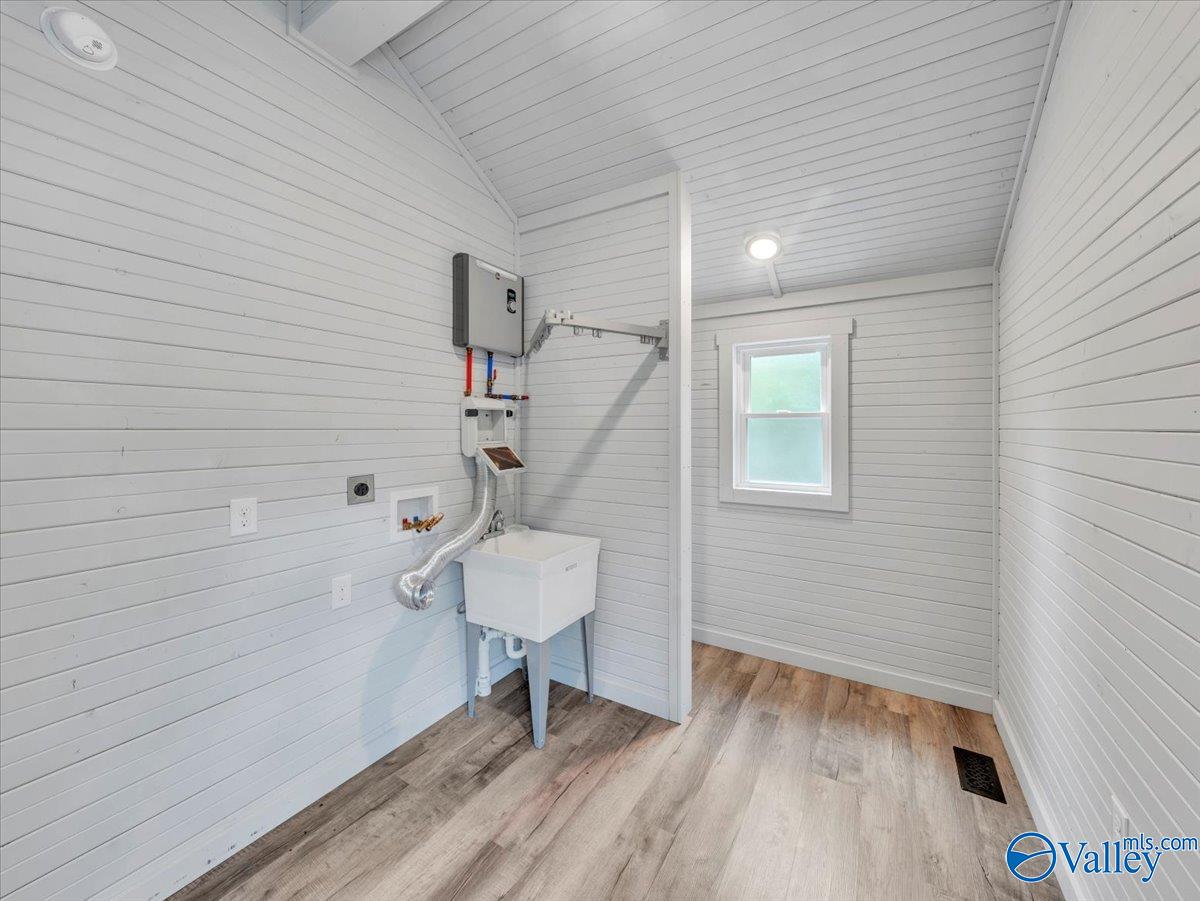 307 Reunion Oaks Drive