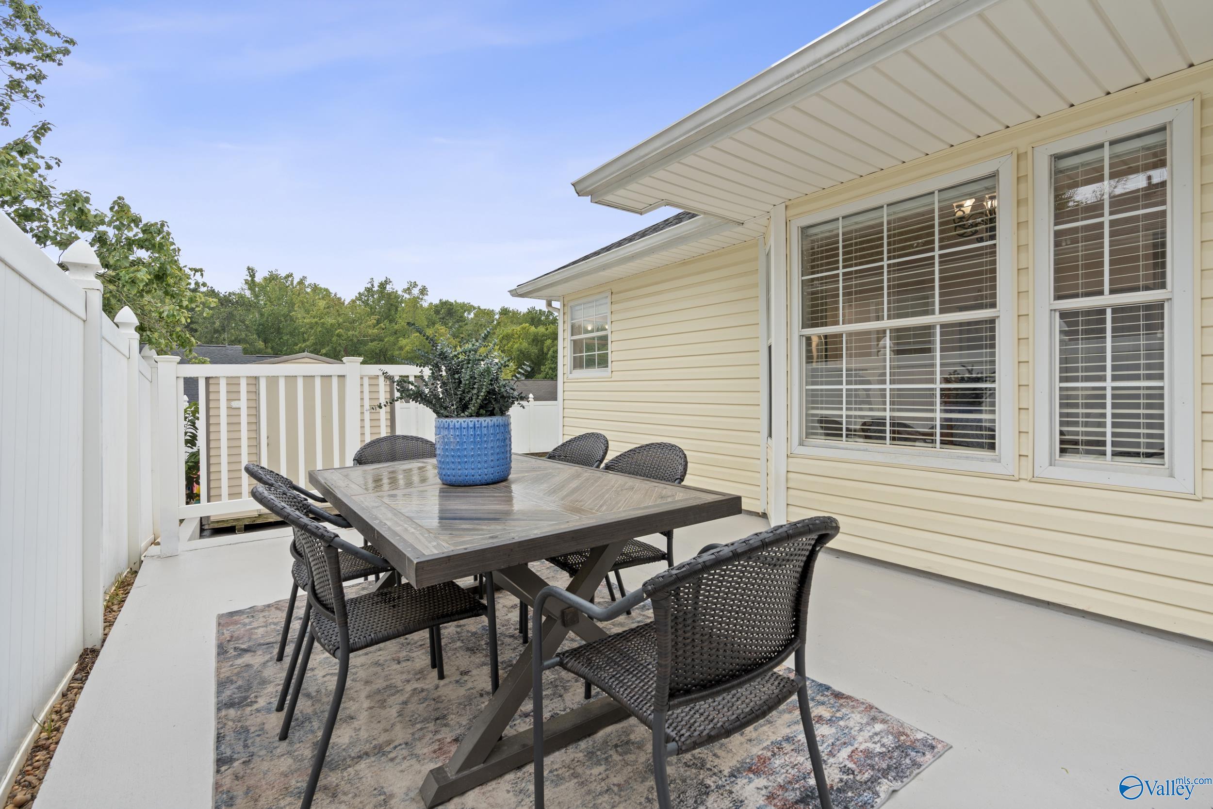 217 Knox Creek Trail NW