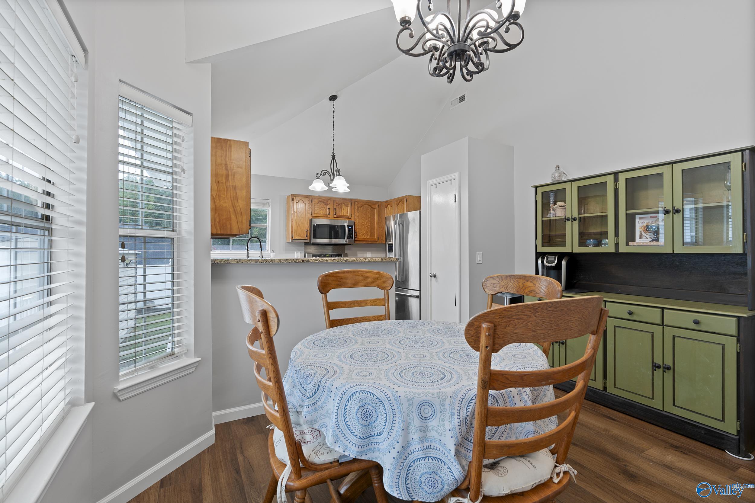 217 Knox Creek Trail NW