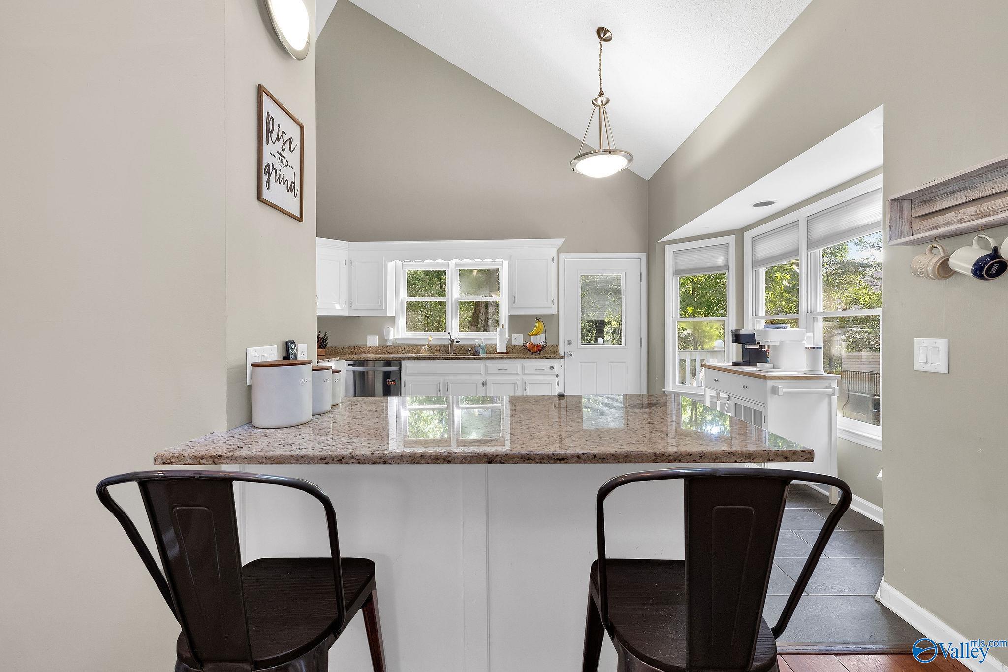 504 Carrsbrook Road SE