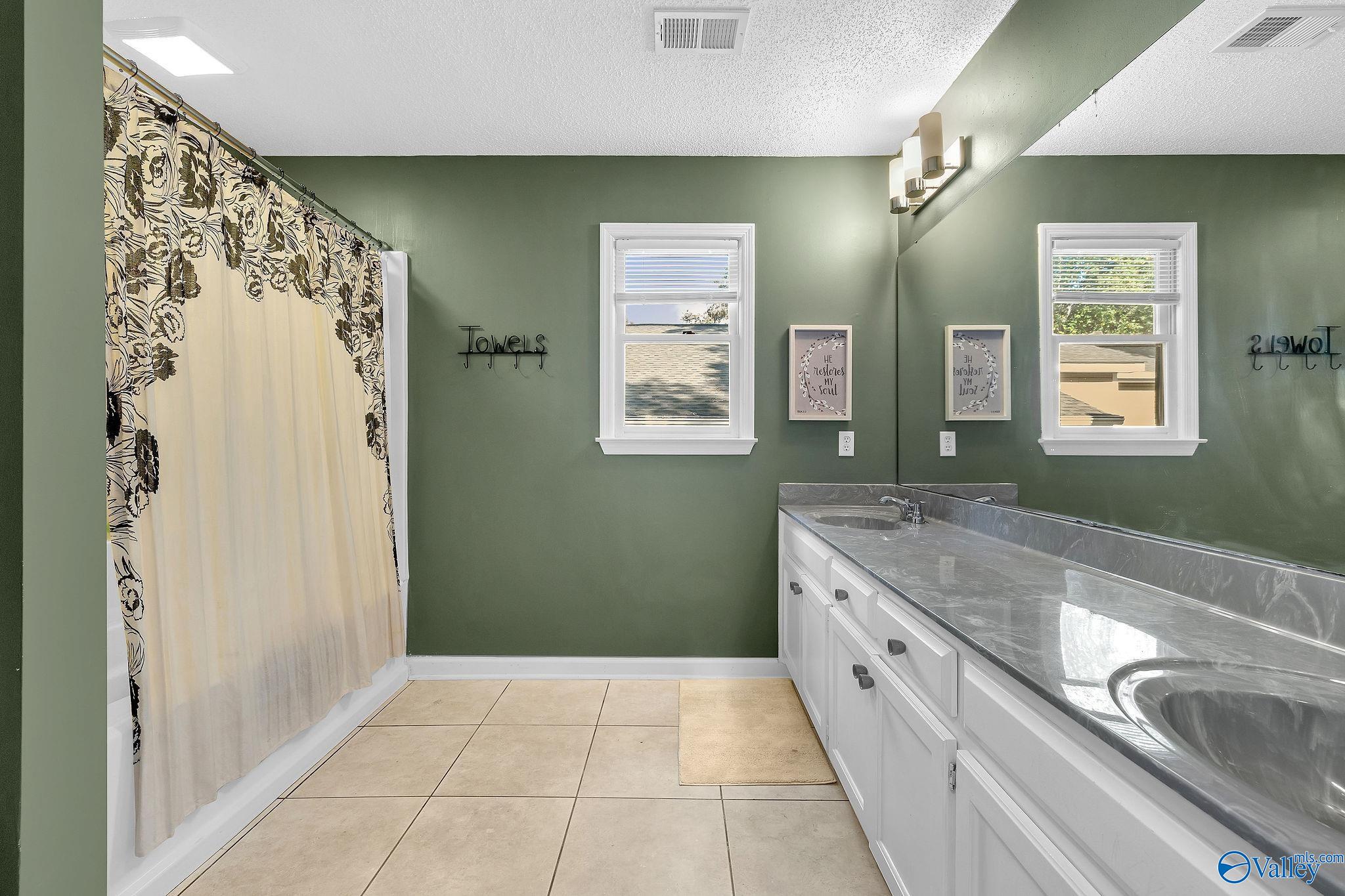 504 Carrsbrook Road SE