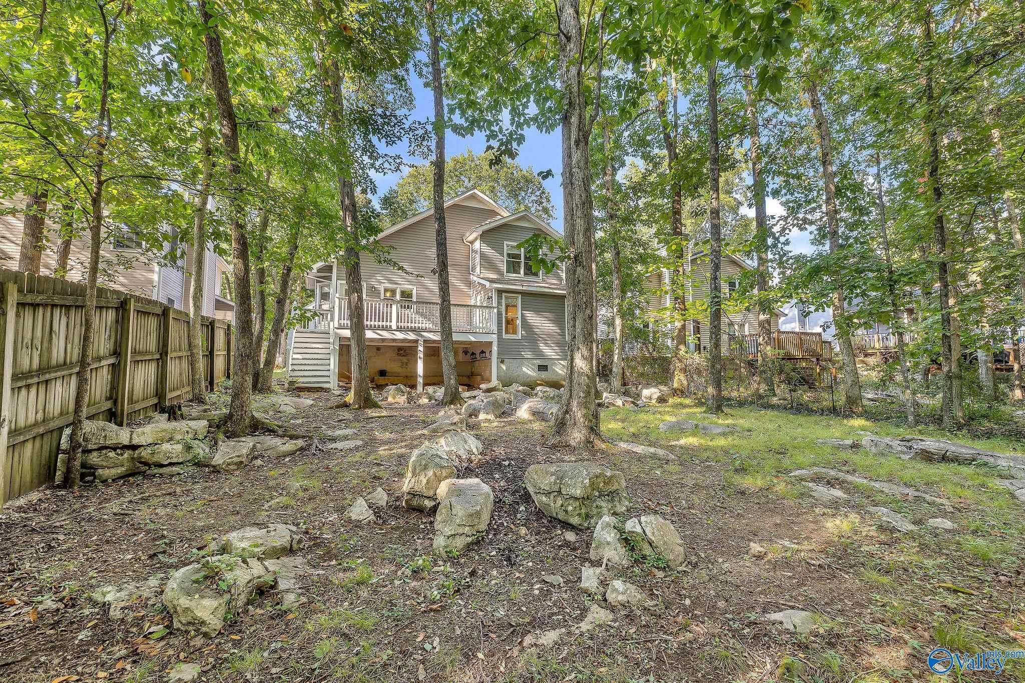 504 Carrsbrook Road SE