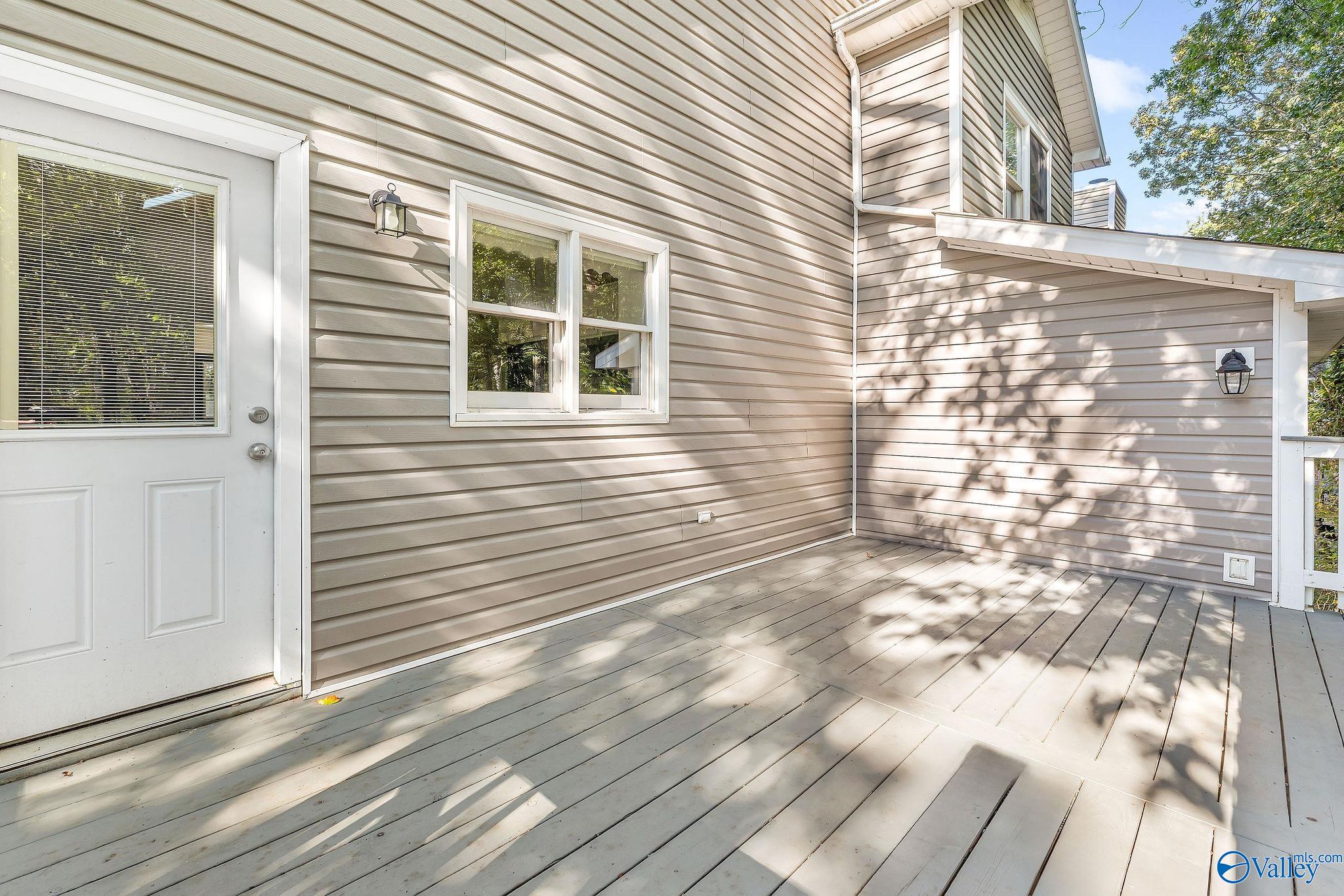 504 Carrsbrook Road SE