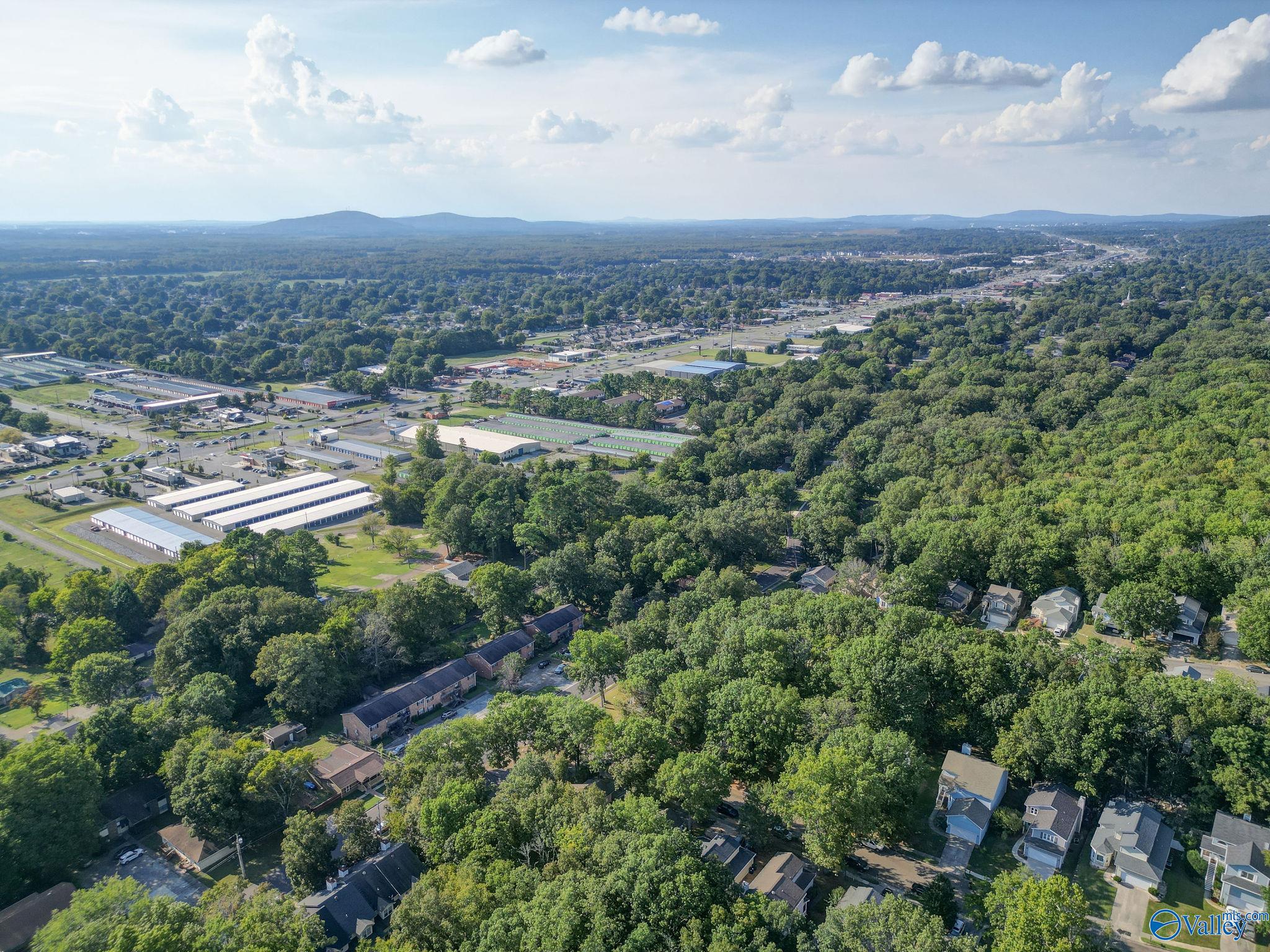 504 Carrsbrook Road SE