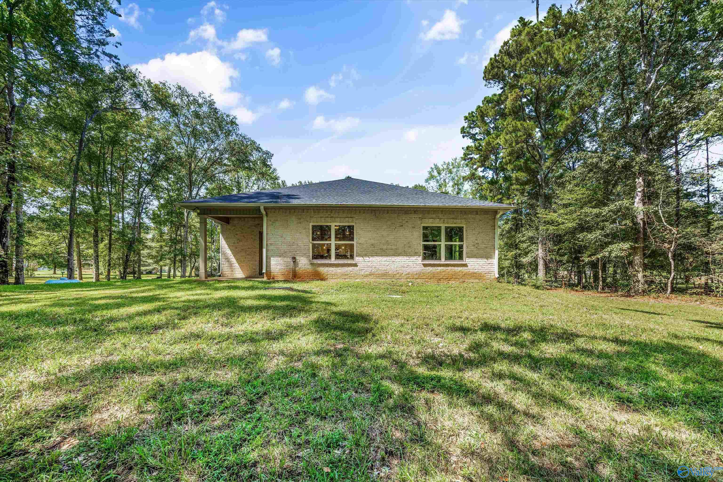 207 Dawn Drive