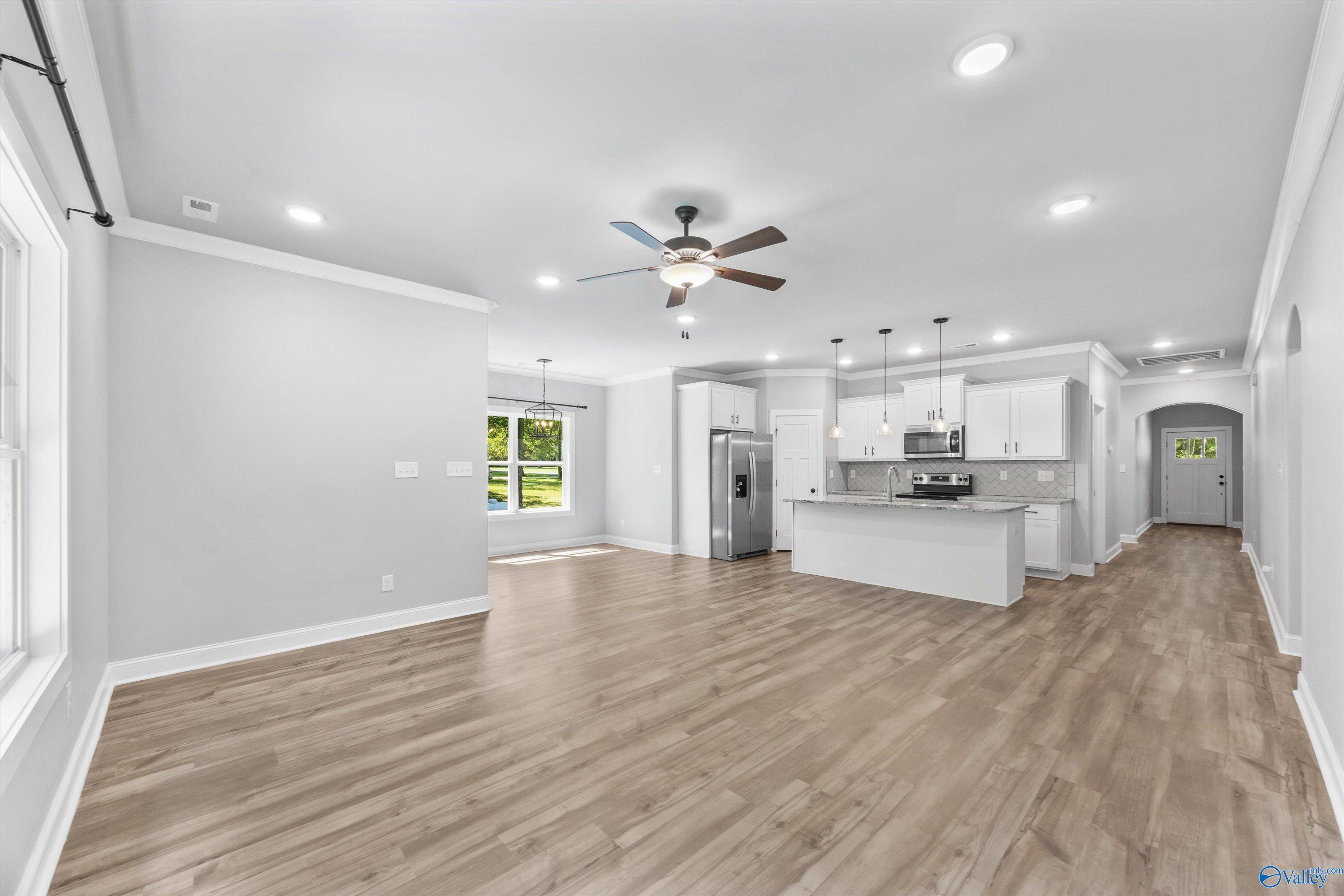 207 Dawn Drive