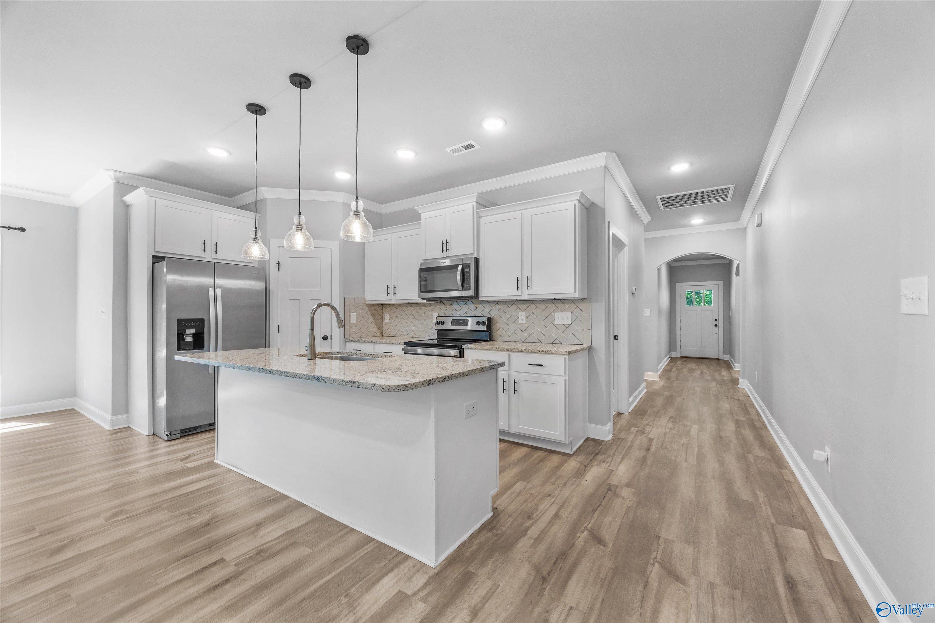 207 Dawn Drive