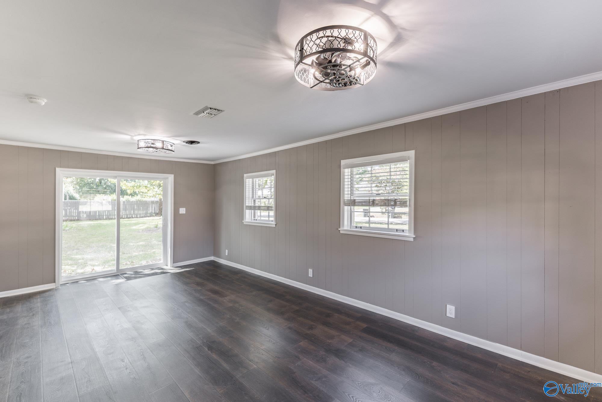 301 Belvidere Road SE