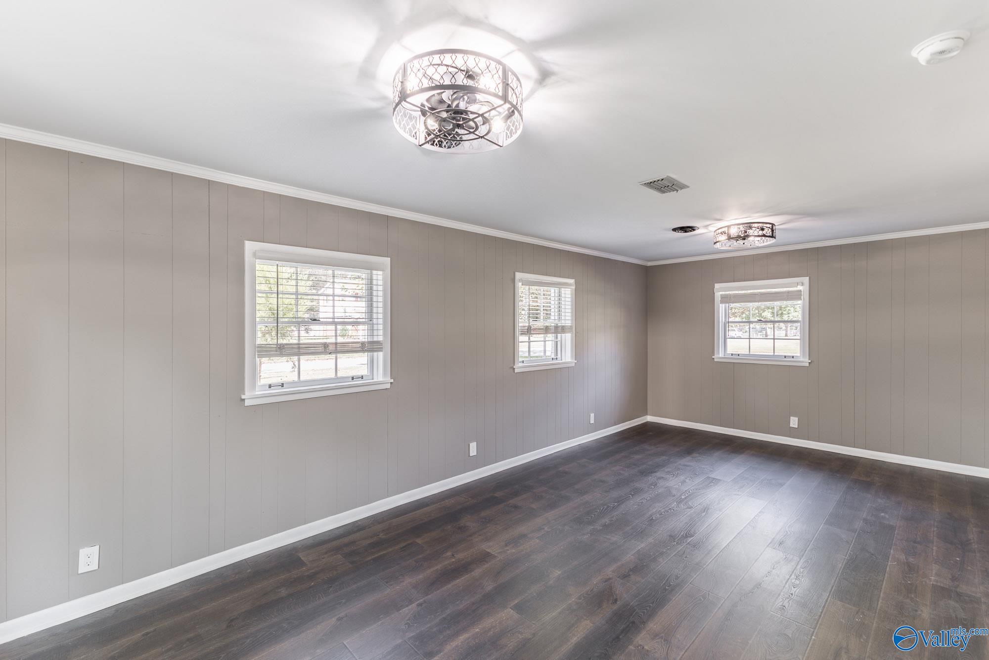 301 Belvidere Road SE