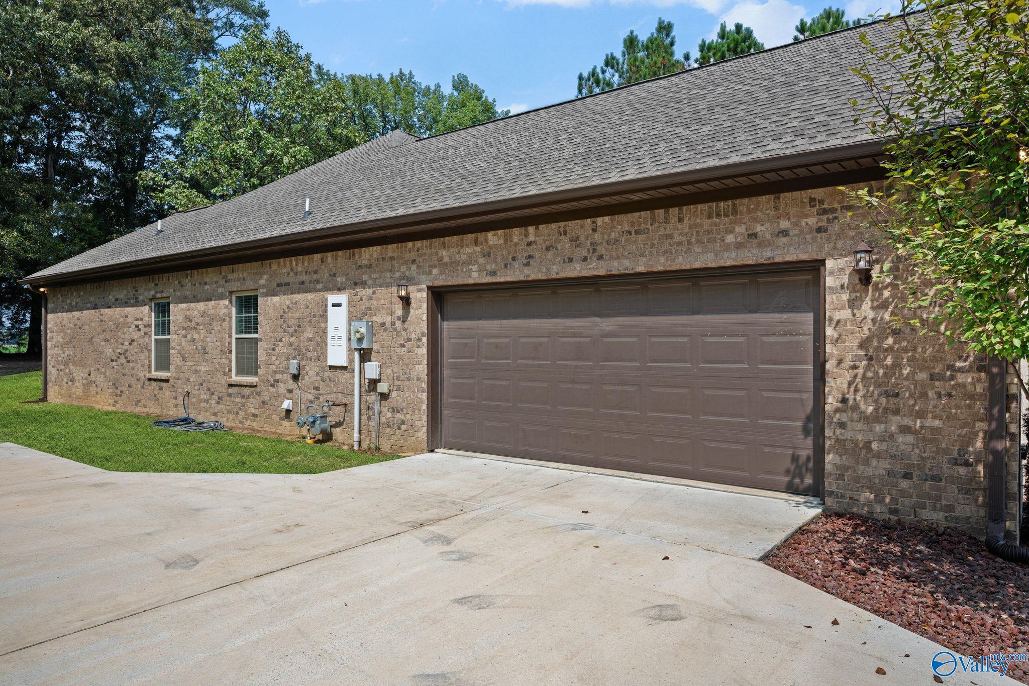 608 County Road 487