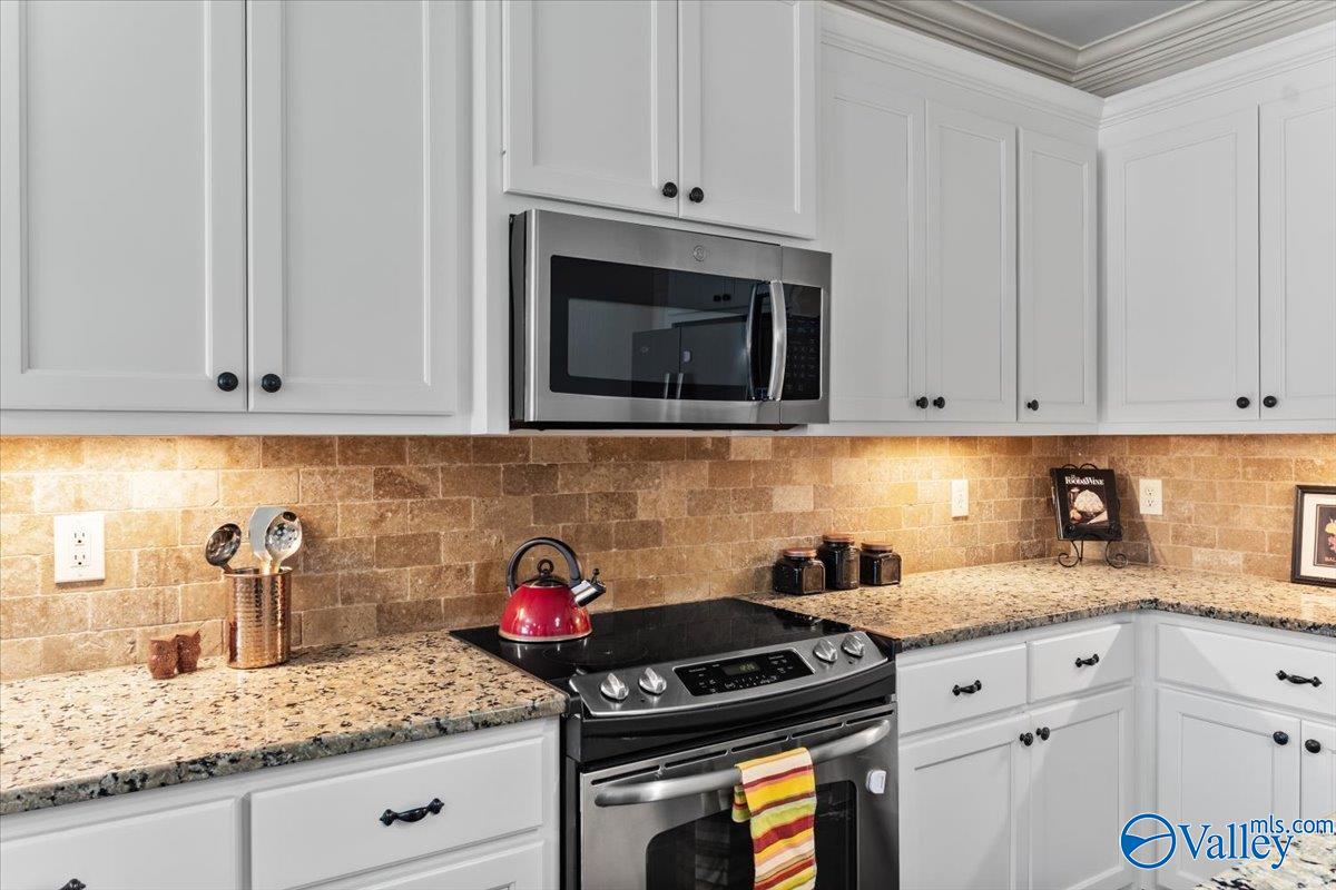 6709 Station View Drive