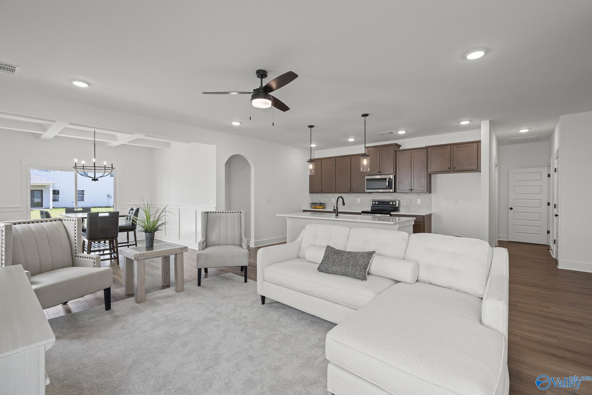 3313 Weavers Lane