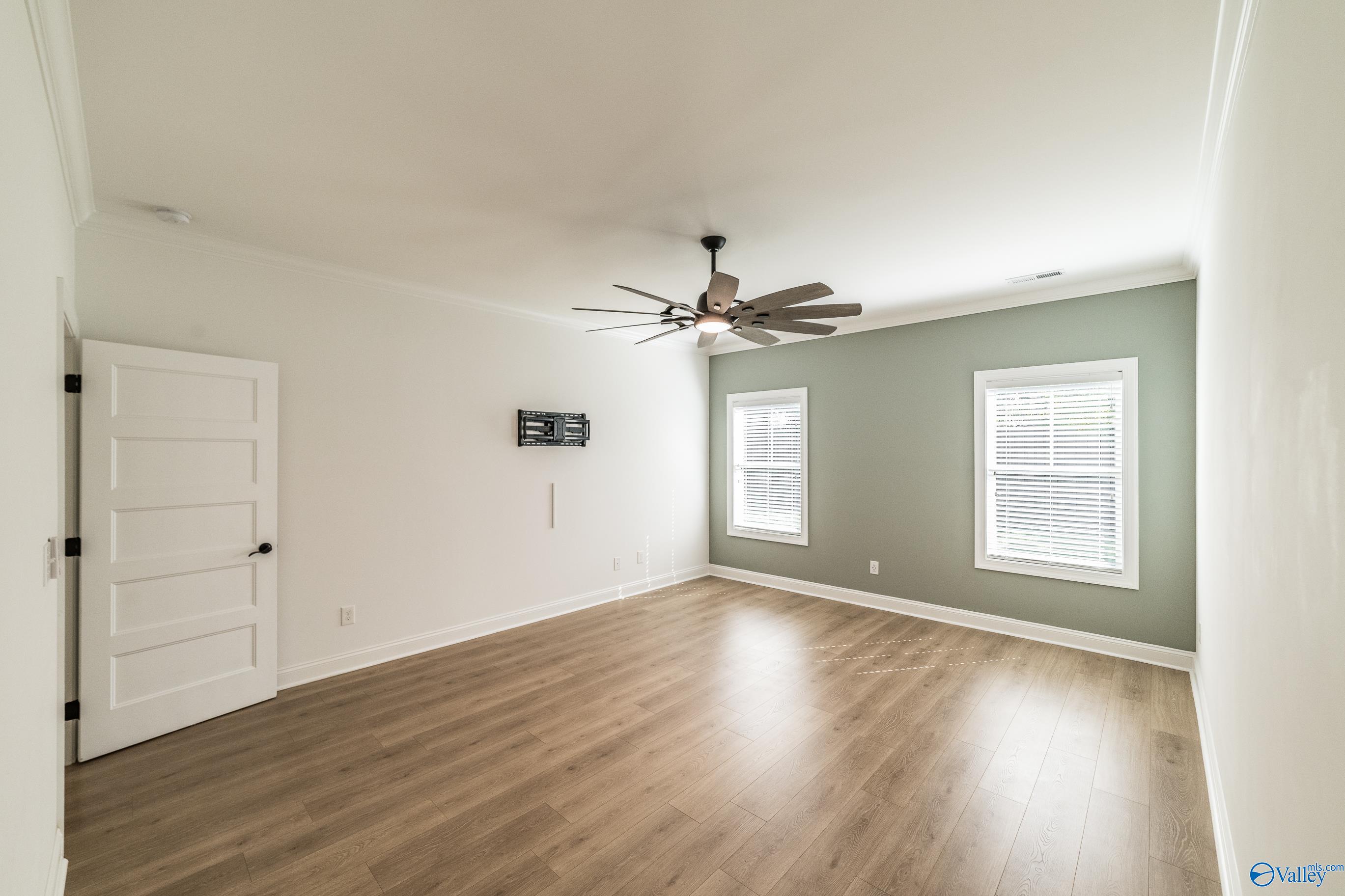 11 Hidden Grove Circle SW