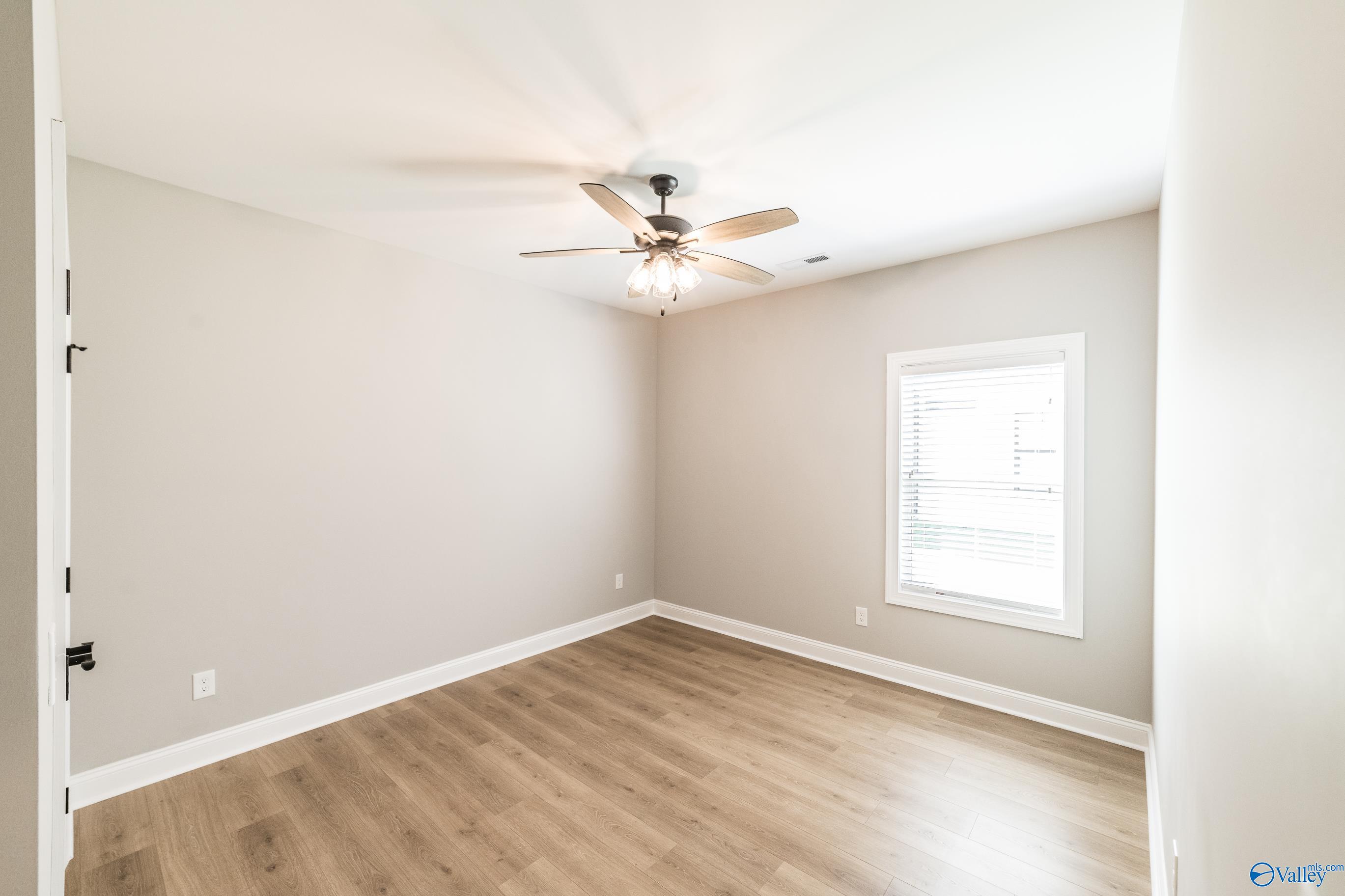 11 Hidden Grove Circle SW