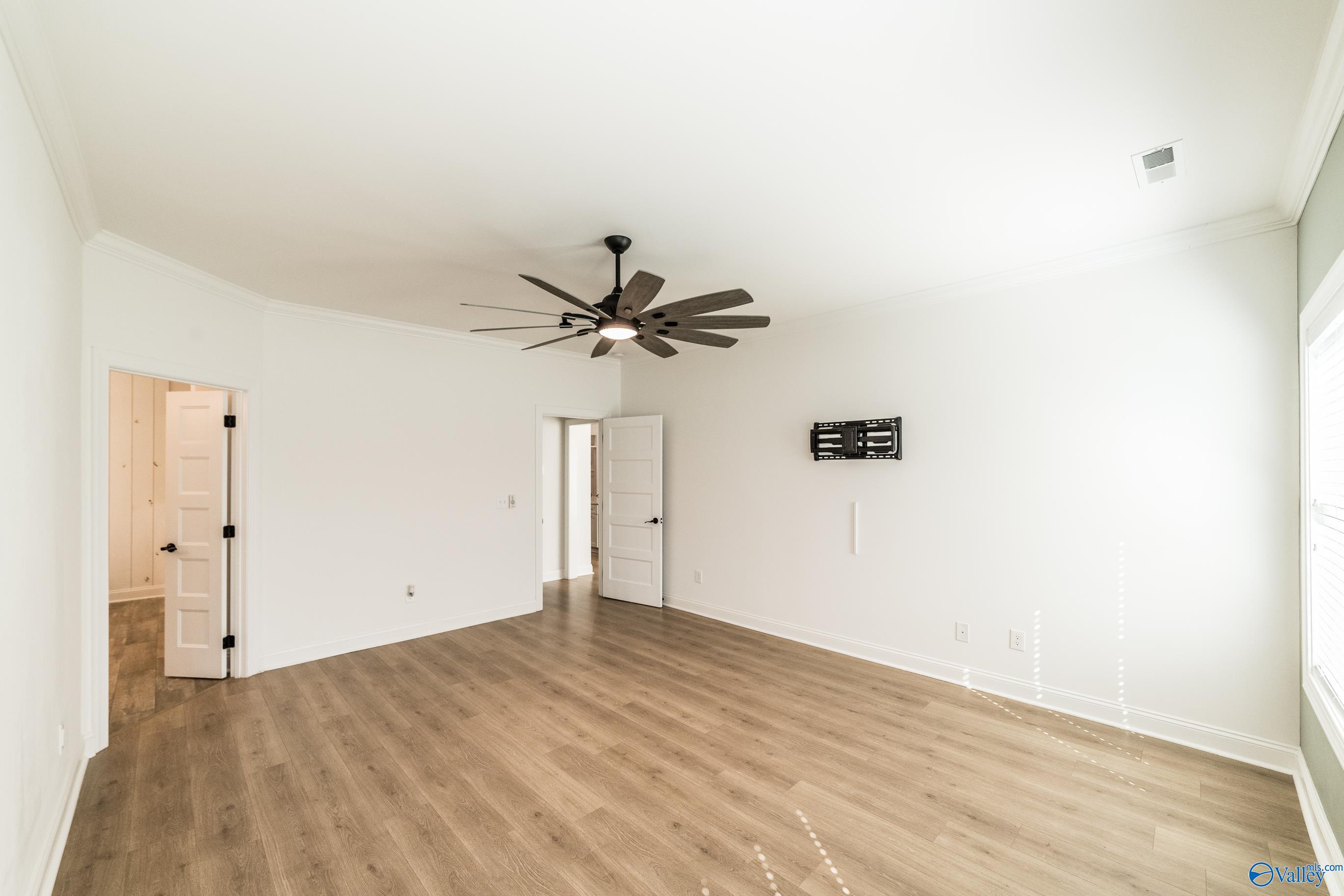 11 Hidden Grove Circle SW