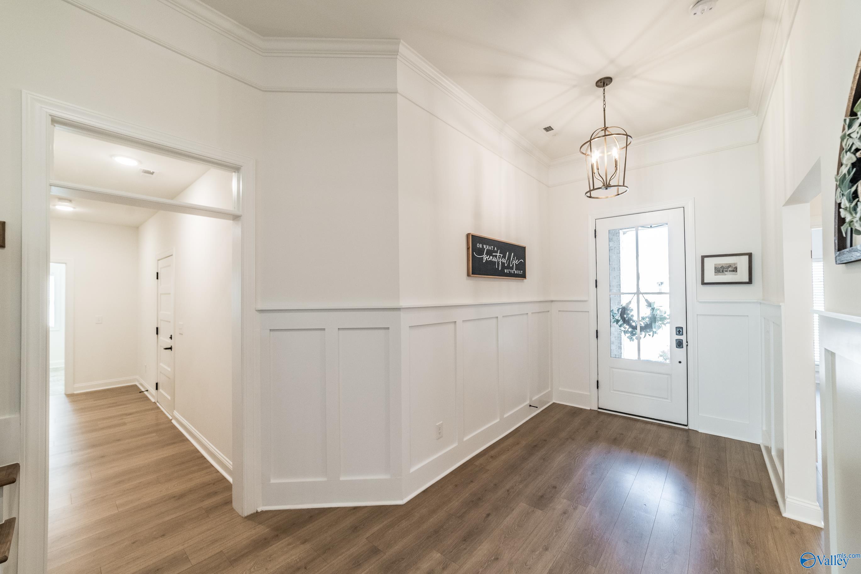 11 Hidden Grove Circle SW