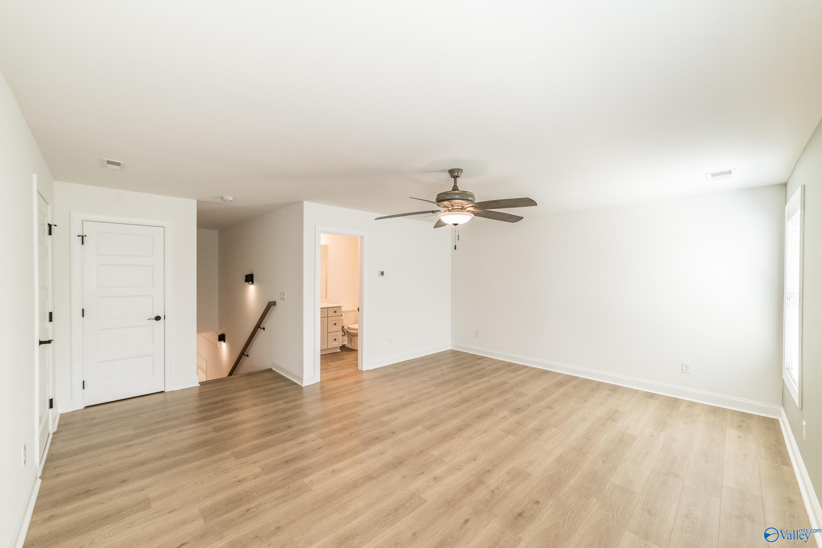 11 Hidden Grove Circle SW
