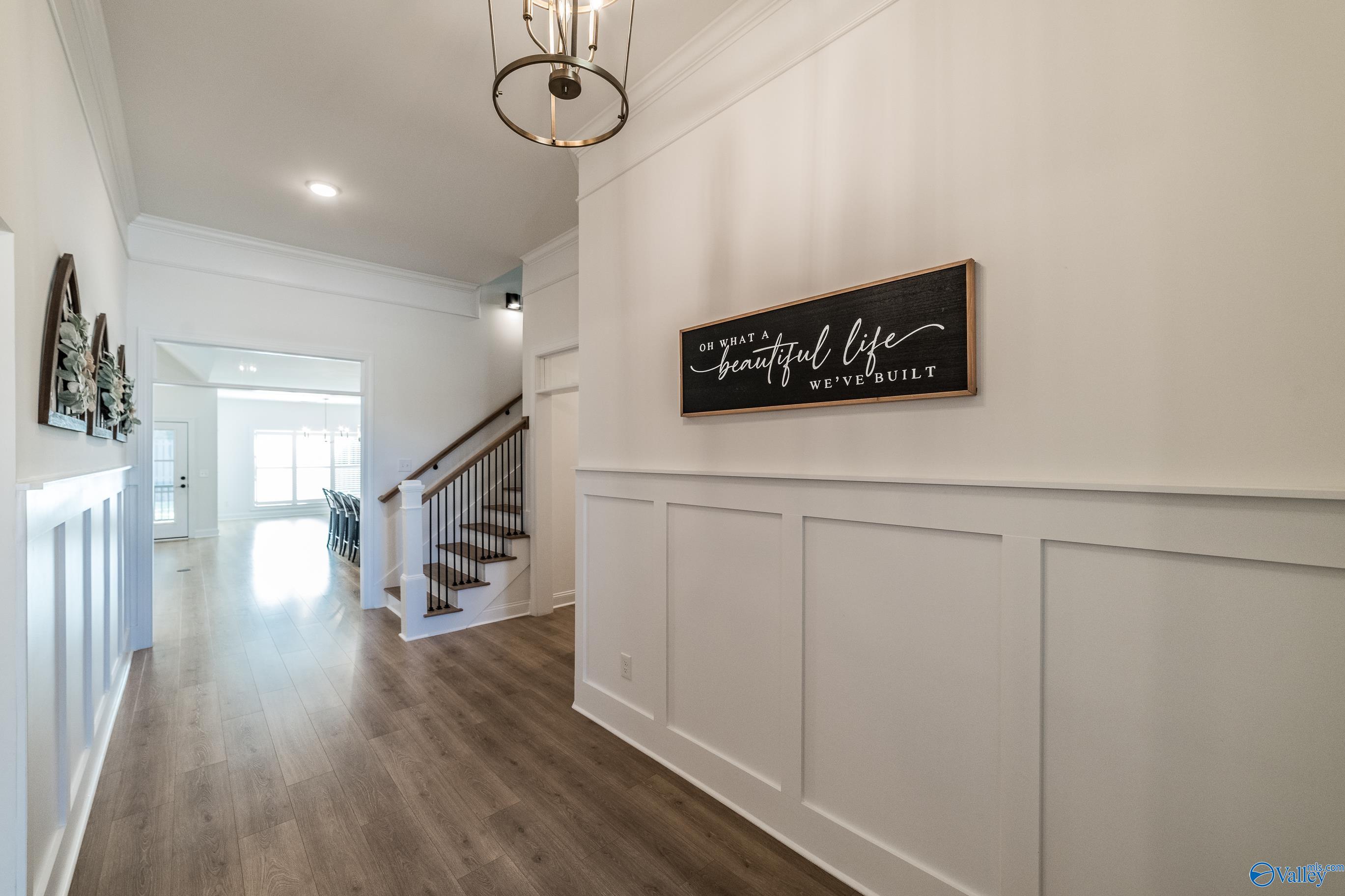 11 Hidden Grove Circle SW