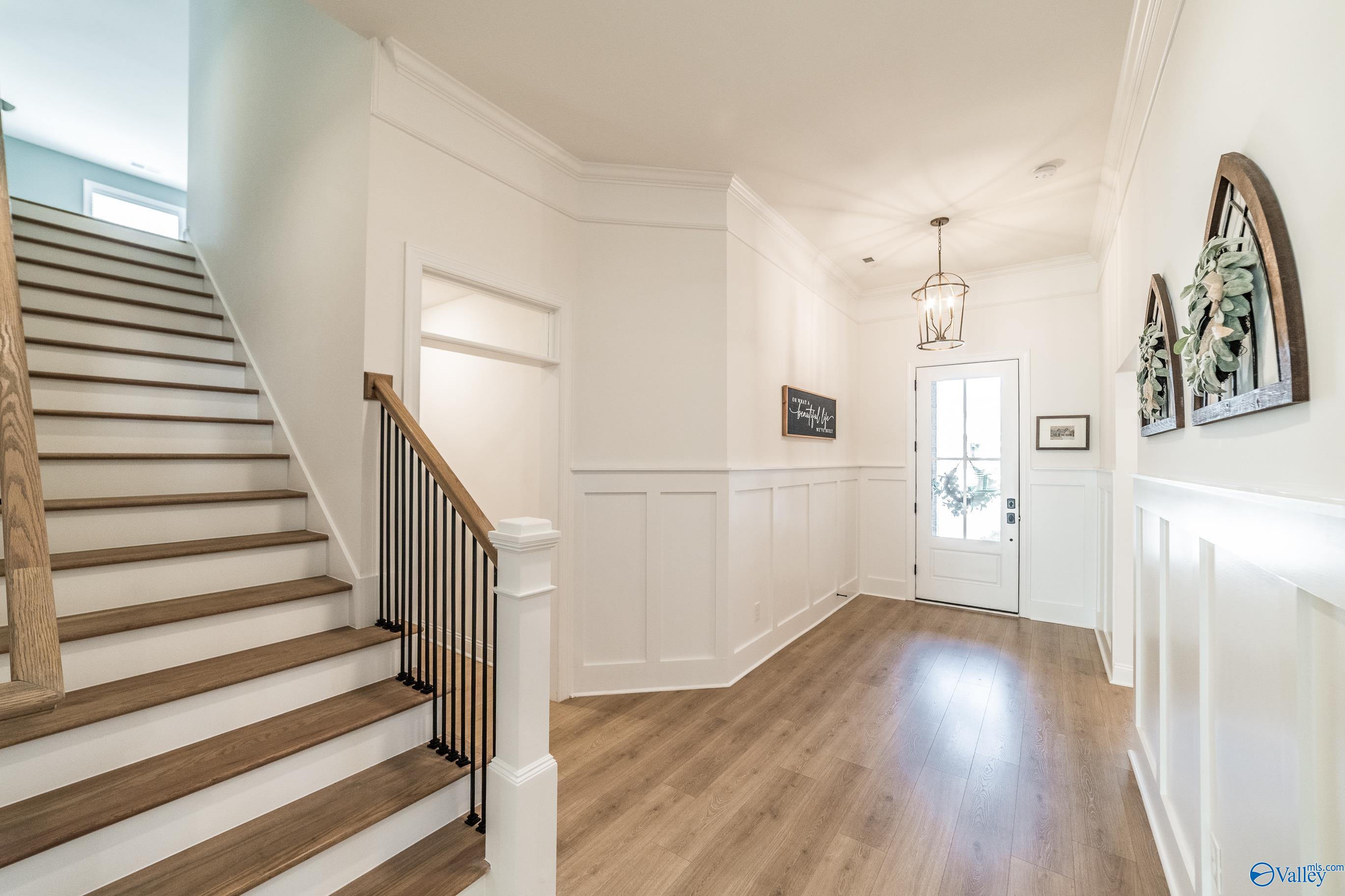 11 Hidden Grove Circle SW