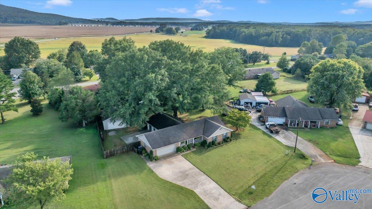 102 Shelburne Circle
