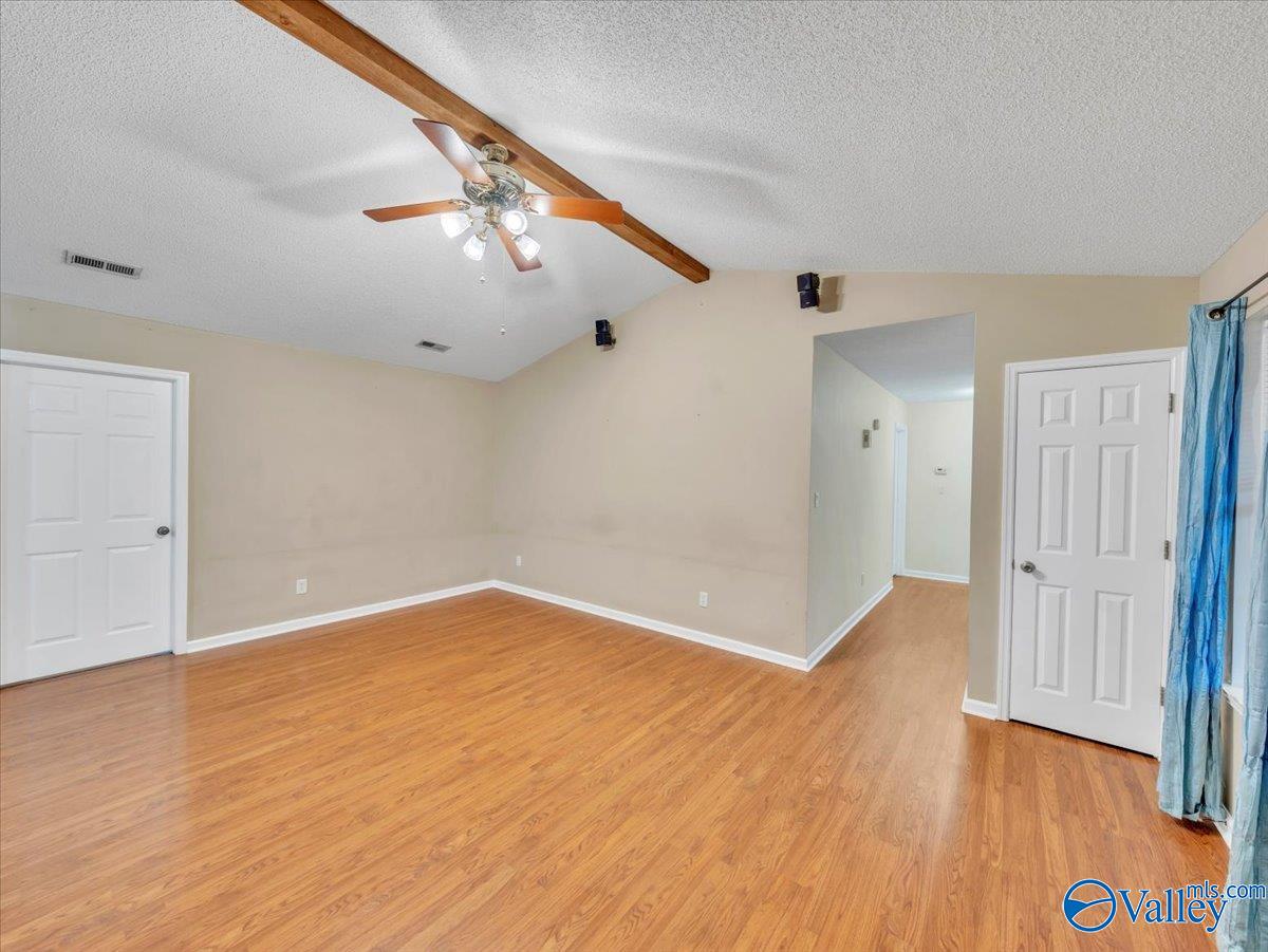 102 Shelburne Circle